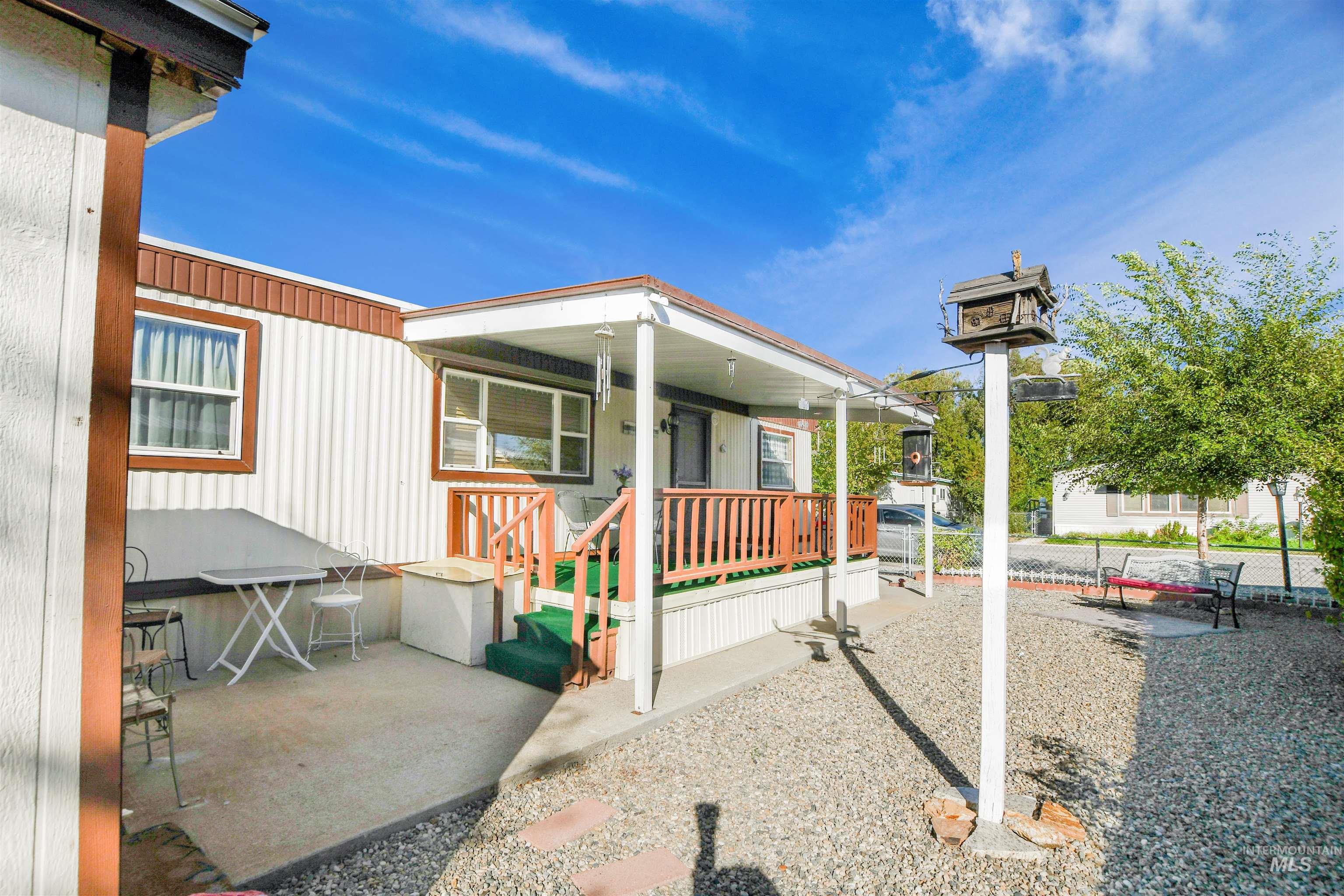 701 Monte Vista, Emmett, Idaho 83617, 2 Bedrooms, 1 Bathroom, Residential For Sale, Price $65,000, 98924885