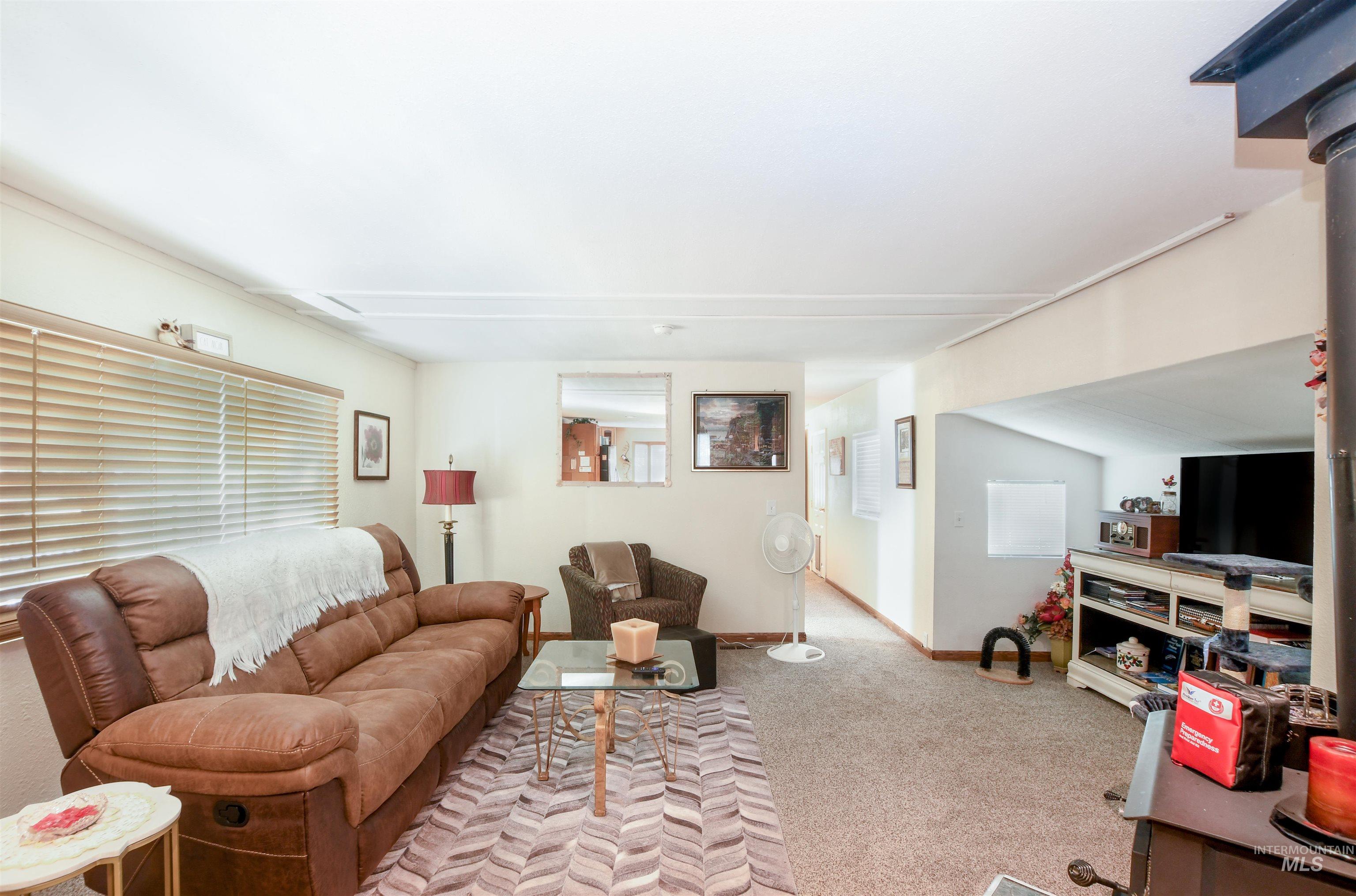 701 Monte Vista, Emmett, Idaho 83617, 2 Bedrooms, 1 Bathroom, Residential For Sale, Price $65,000, 98924885