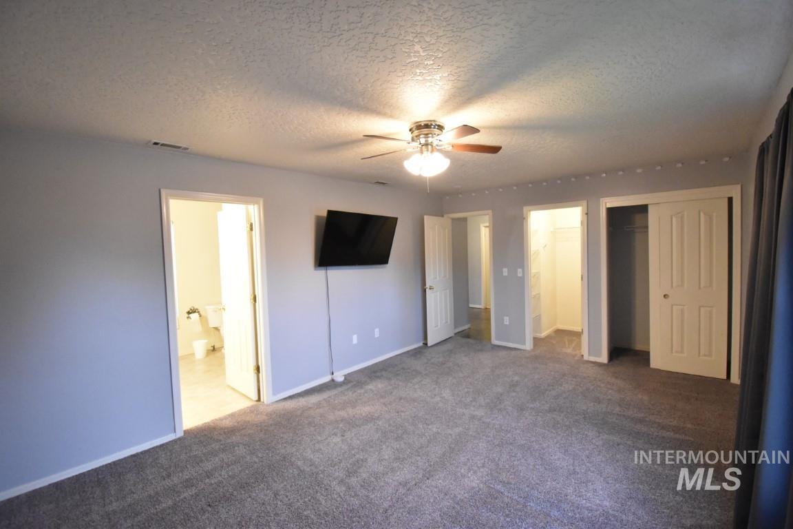 3302 S Country Village Ave, Caldwell, Idaho 83605, 4 Bedrooms, 2.5 Bathrooms, Rental For Rent, Price $2,500, 98924892