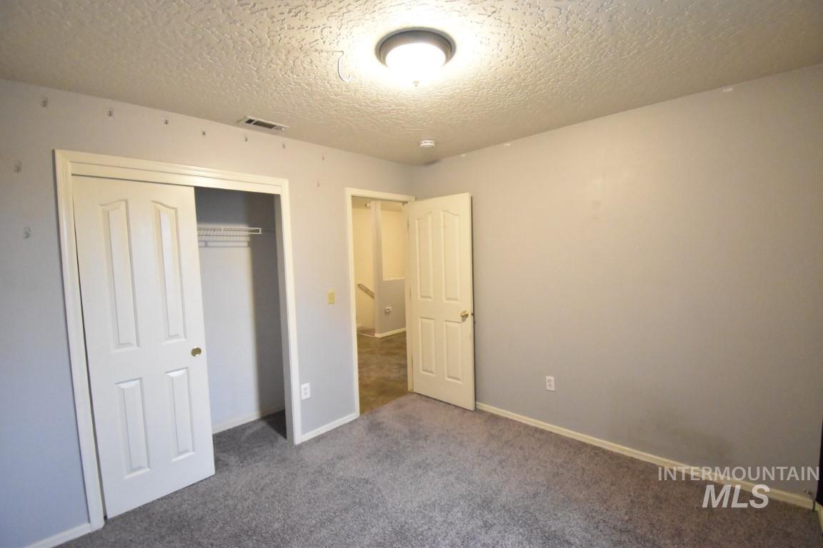 3302 S Country Village Ave, Caldwell, Idaho 83605, 4 Bedrooms, 2.5 Bathrooms, Rental For Rent, Price $2,500, 98924892