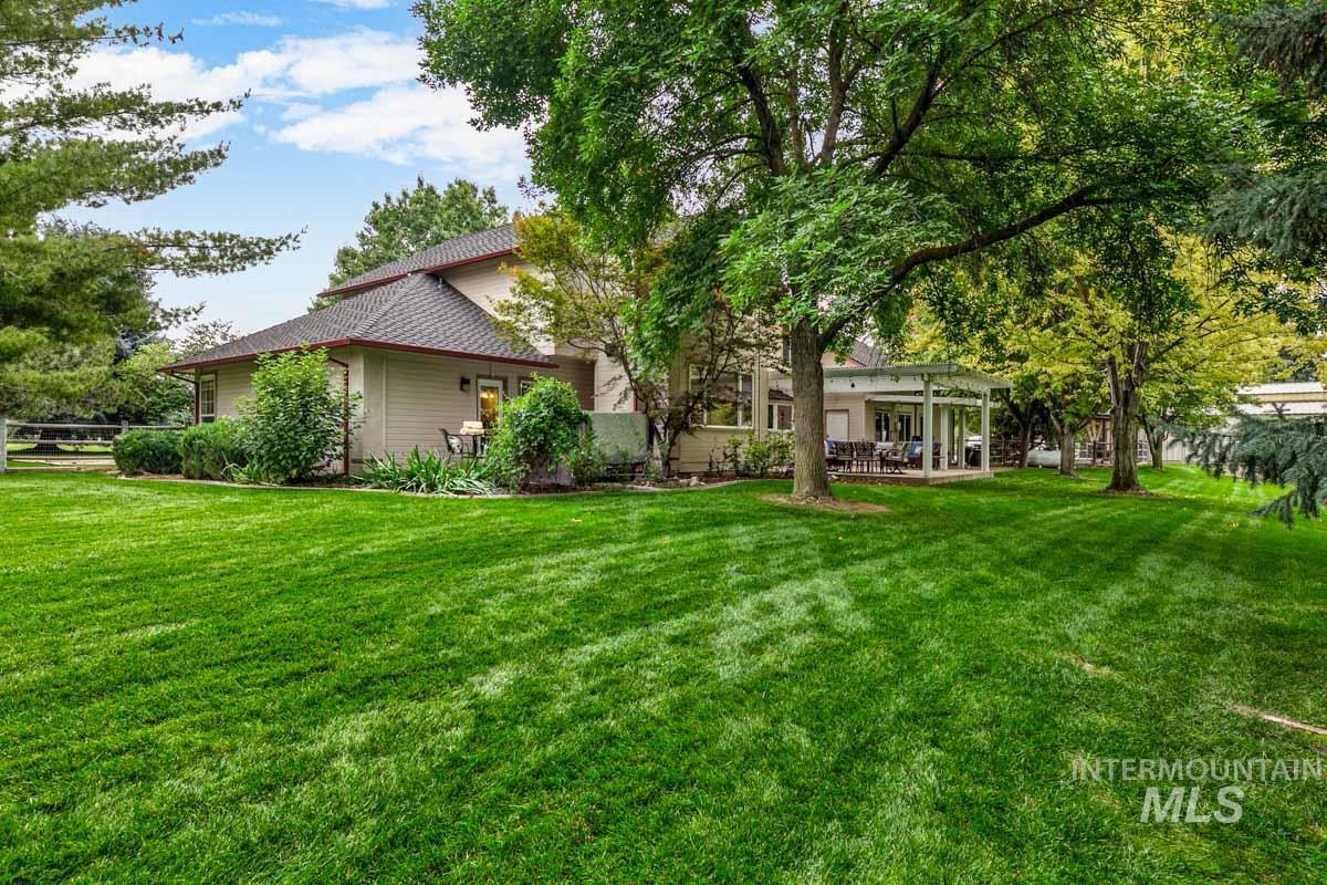 2191 N Hollybrook Place, Eagle, Idaho 83616, 4 Bedrooms, 3.5 Bathrooms, Residential For Sale, Price $1,650,000, 98924918