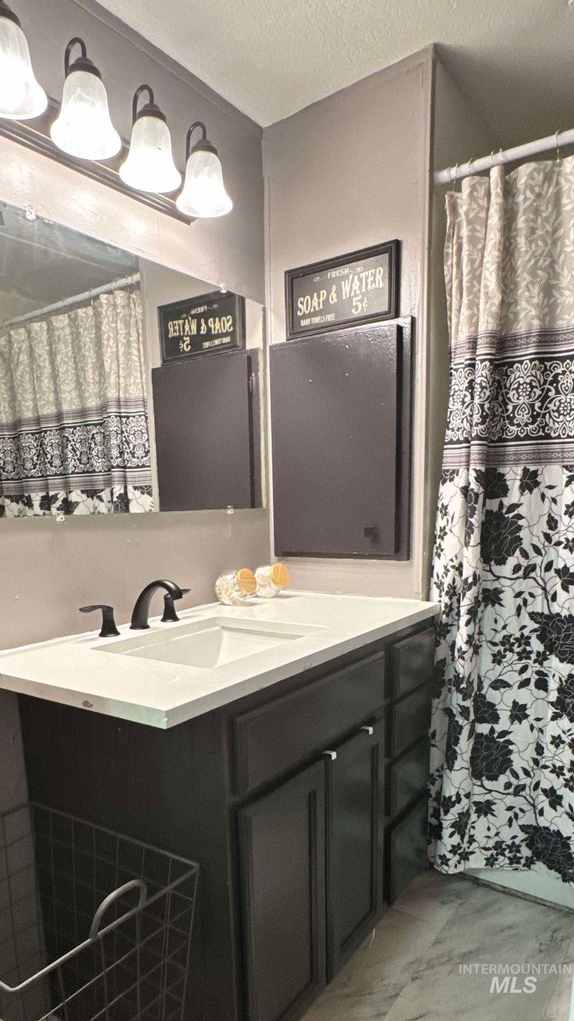 301 E 40th Street, Garden City, Idaho 83714, 2 Bedrooms, 1 Bathroom, Residential For Sale, Price $43,000, 98924922