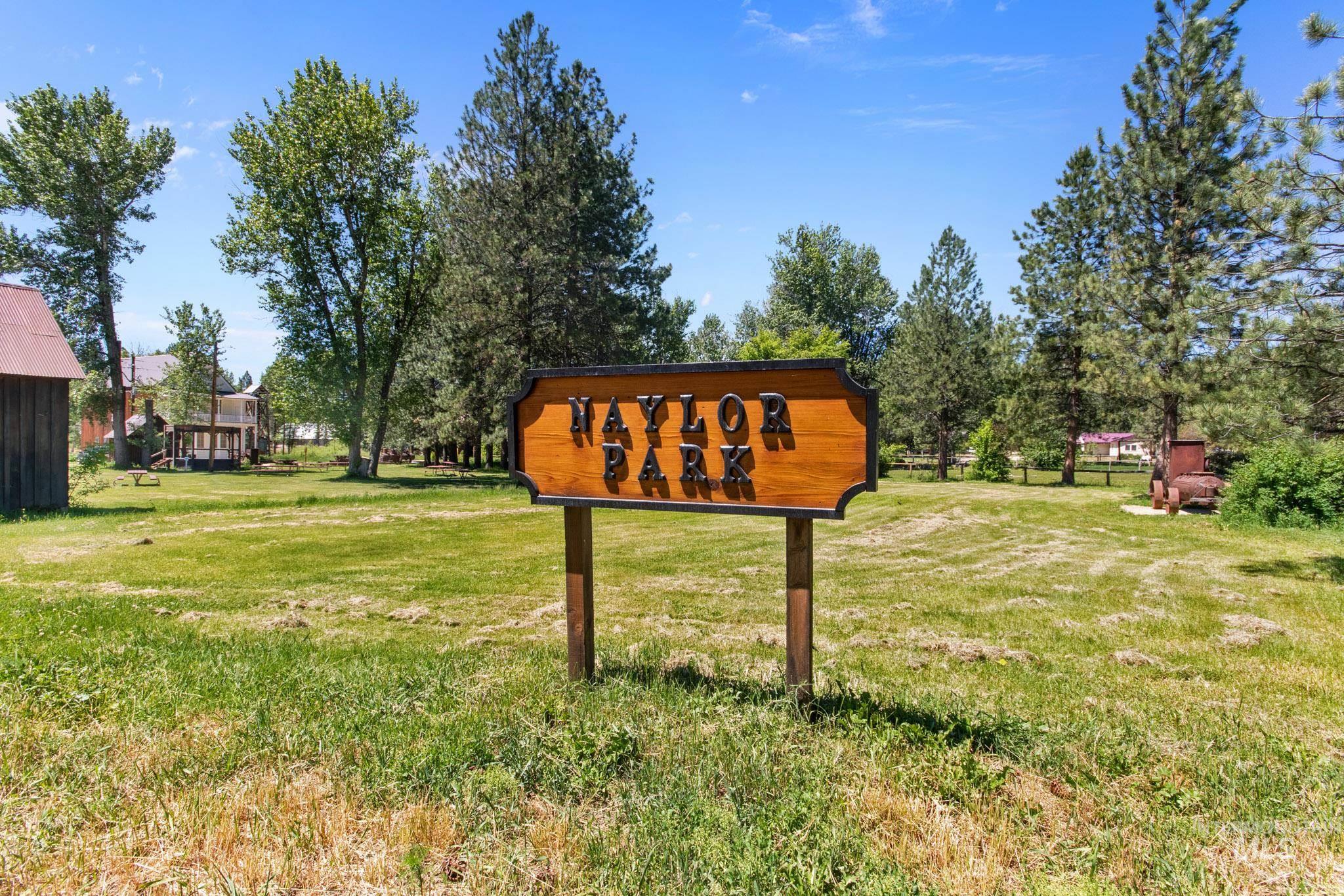 506 & 508 Montgomery Street, Idaho City, Idaho 83631, 3 Rooms, Business/Commercial For Sale, Price $389,000, 98924930