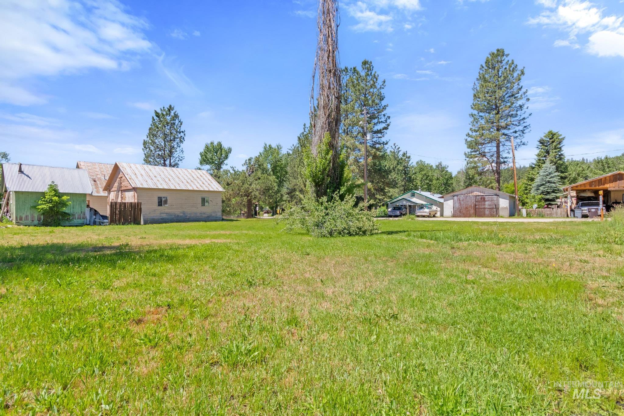 506 & 508 Montgomery Street, Idaho City, Idaho 83631, 3 Rooms, Business/Commercial For Sale, Price $389,000, 98924930