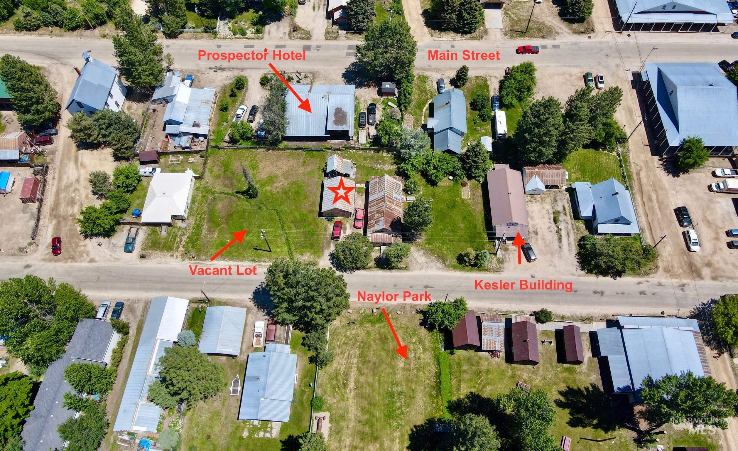 506 & 508 Montgomery Street, Idaho City, Idaho 83631, 3 Rooms, Business/Commercial For Sale, Price $389,000, 98924930