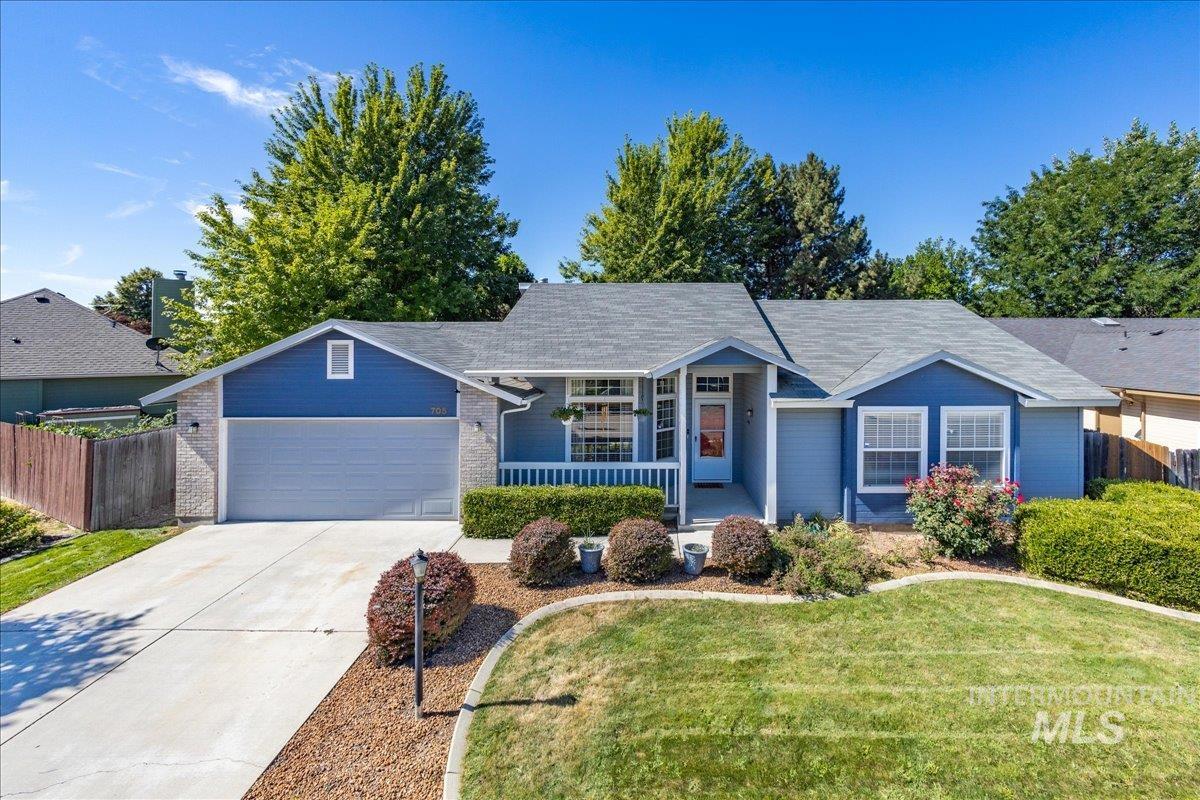 705 N Abernathy Way, Meridian, Idaho 83642, 3 Bedrooms, 2 Bathrooms, Residential For Sale, Price $389,900,MLS 98924934