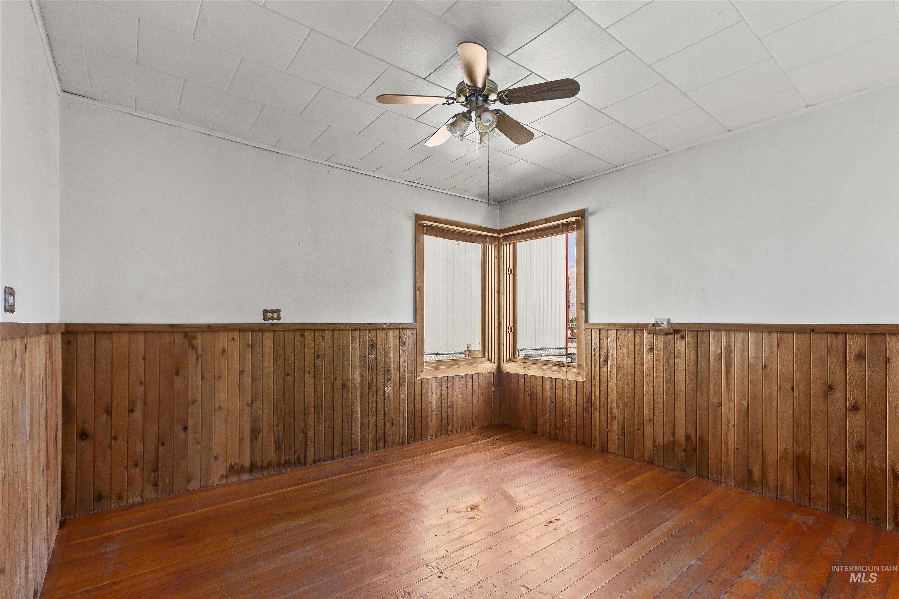 557-559 Thain Rd, Lewiston, Idaho 83501, 3 Bedrooms, Business/Commercial For Sale, Price $359,000, 98924950