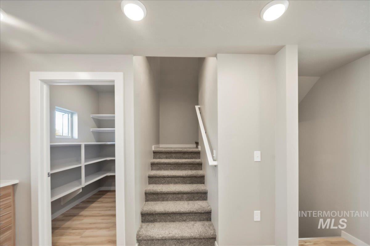 1819 S Vista Ave, Boise, Idaho 83705, 2 Bedrooms, 2.5 Bathrooms, Rental For Rent, Price $2,100, 98924954