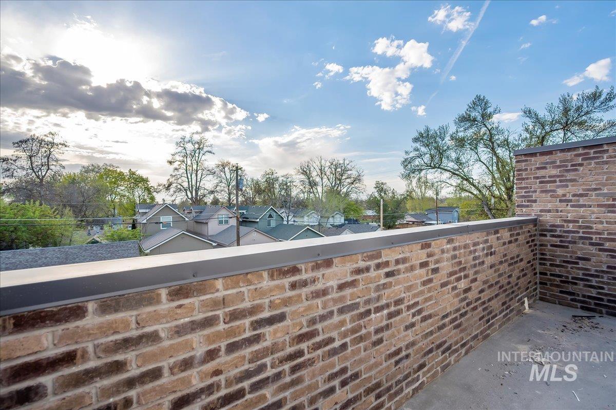 1819 S Vista Ave, Boise, Idaho 83705, 2 Bedrooms, 2.5 Bathrooms, Rental For Rent, Price $2,100, 98924954