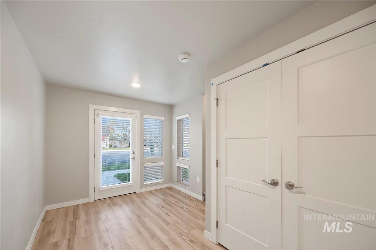 1819 S Vista Ave, Boise, Idaho 83705, 2 Bedrooms, 2.5 Bathrooms, Rental For Rent, Price $2,100, 98924954