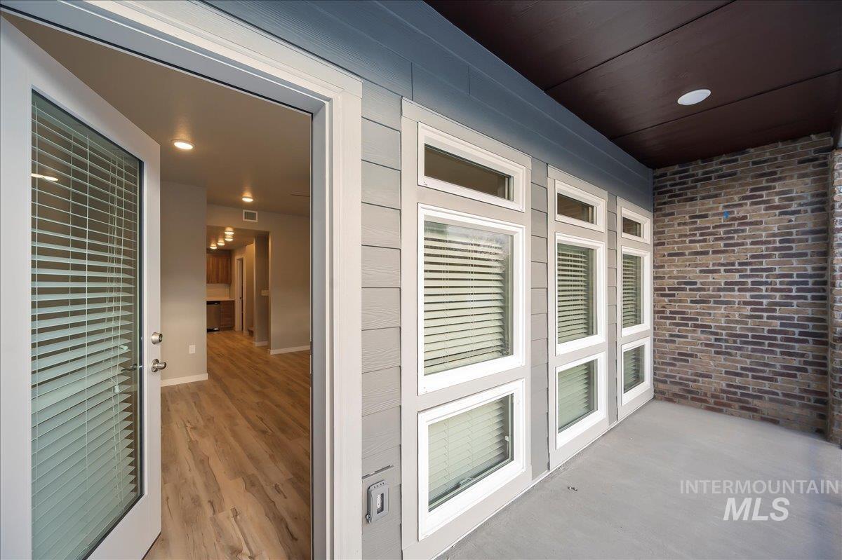 1819 S Vista Ave, Boise, Idaho 83705, 2 Bedrooms, 2.5 Bathrooms, Rental For Rent, Price $2,100, 98924954