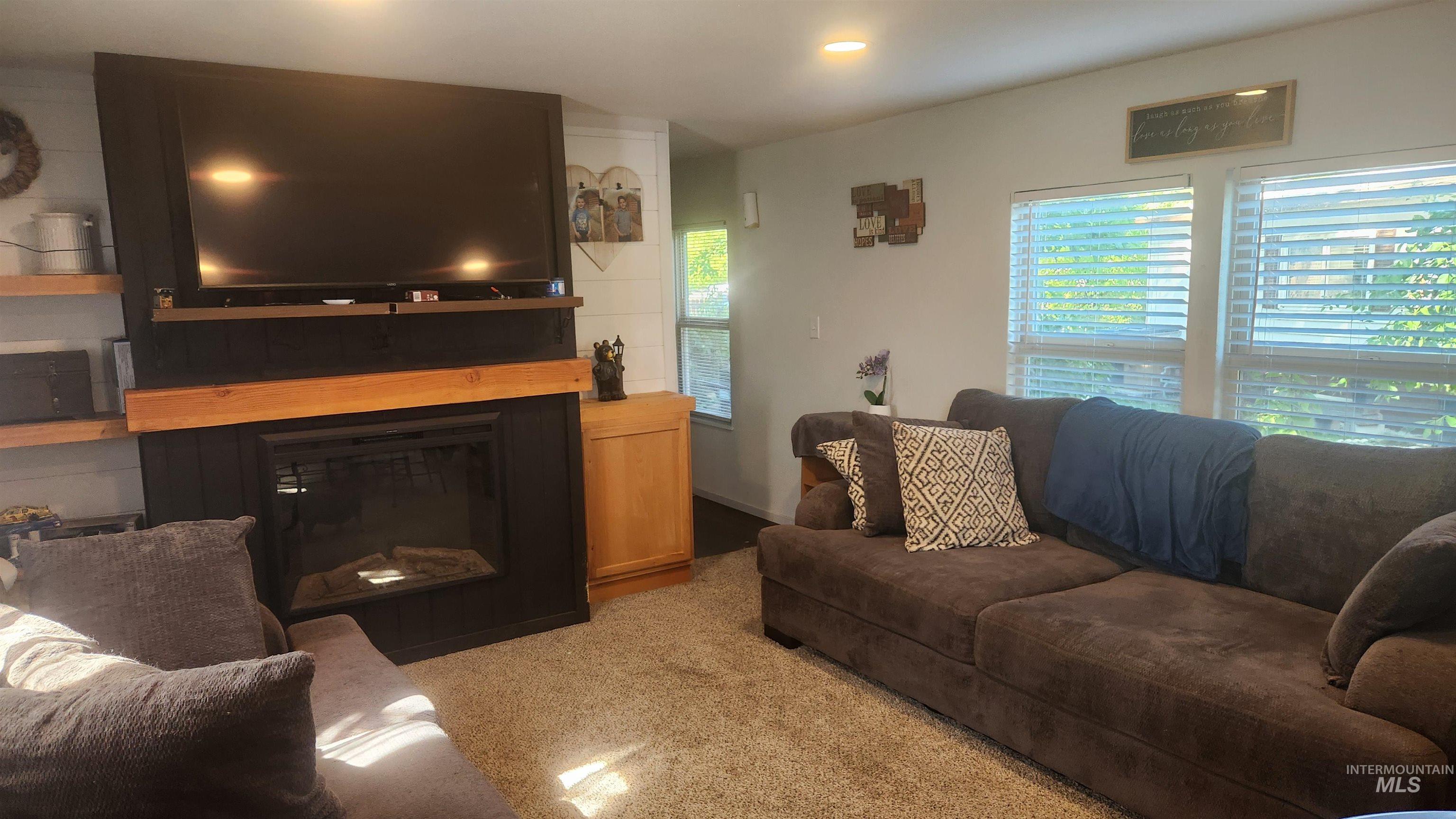 701 Monte Vista Dr., Emmett, Idaho 83617-8361, 3 Bedrooms, 1 Bathroom, Residential For Sale, Price $94,900, 98924960