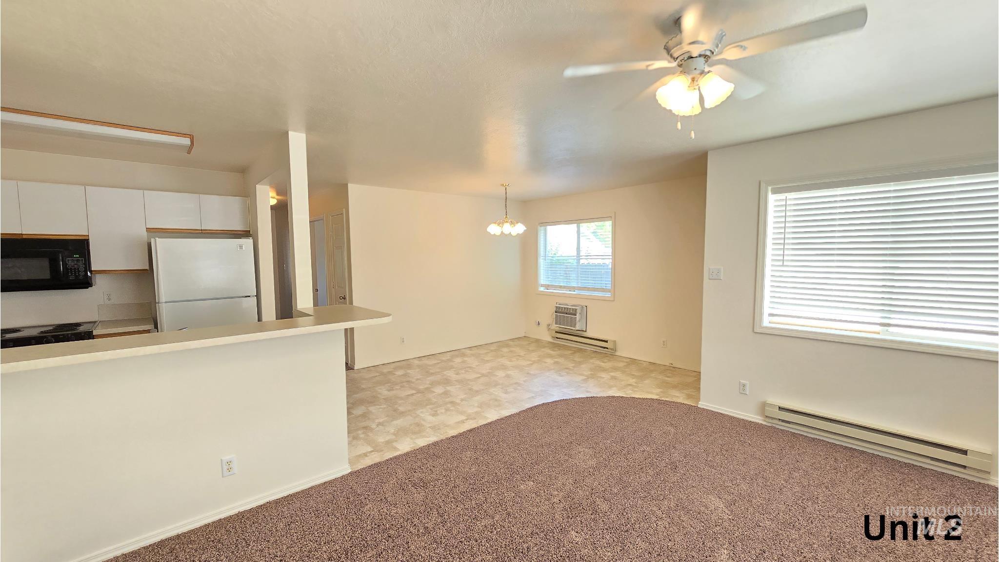 363 & 367 Elm St, Twin Falls, Idaho 83301, 2 Bedrooms, 2 Bathrooms, Residential Income For Sale, Price $950,000, 98924992