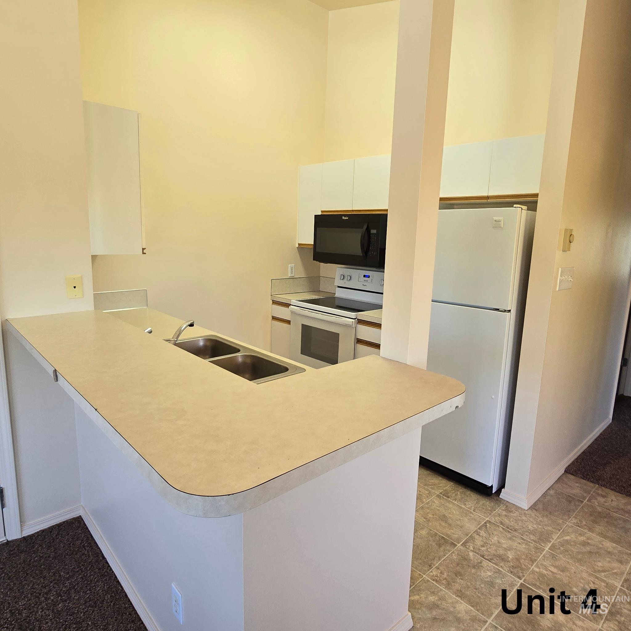 363 & 367 Elm St, Twin Falls, Idaho 83301, 2 Bedrooms, 2 Bathrooms, Residential Income For Sale, Price $950,000, 98924992