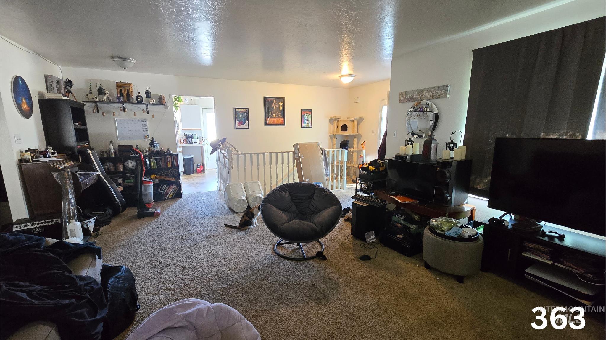 363 & 367 Elm St, Twin Falls, Idaho 83301, 2 Bedrooms, 2 Bathrooms, Residential Income For Sale, Price $950,000, 98924992
