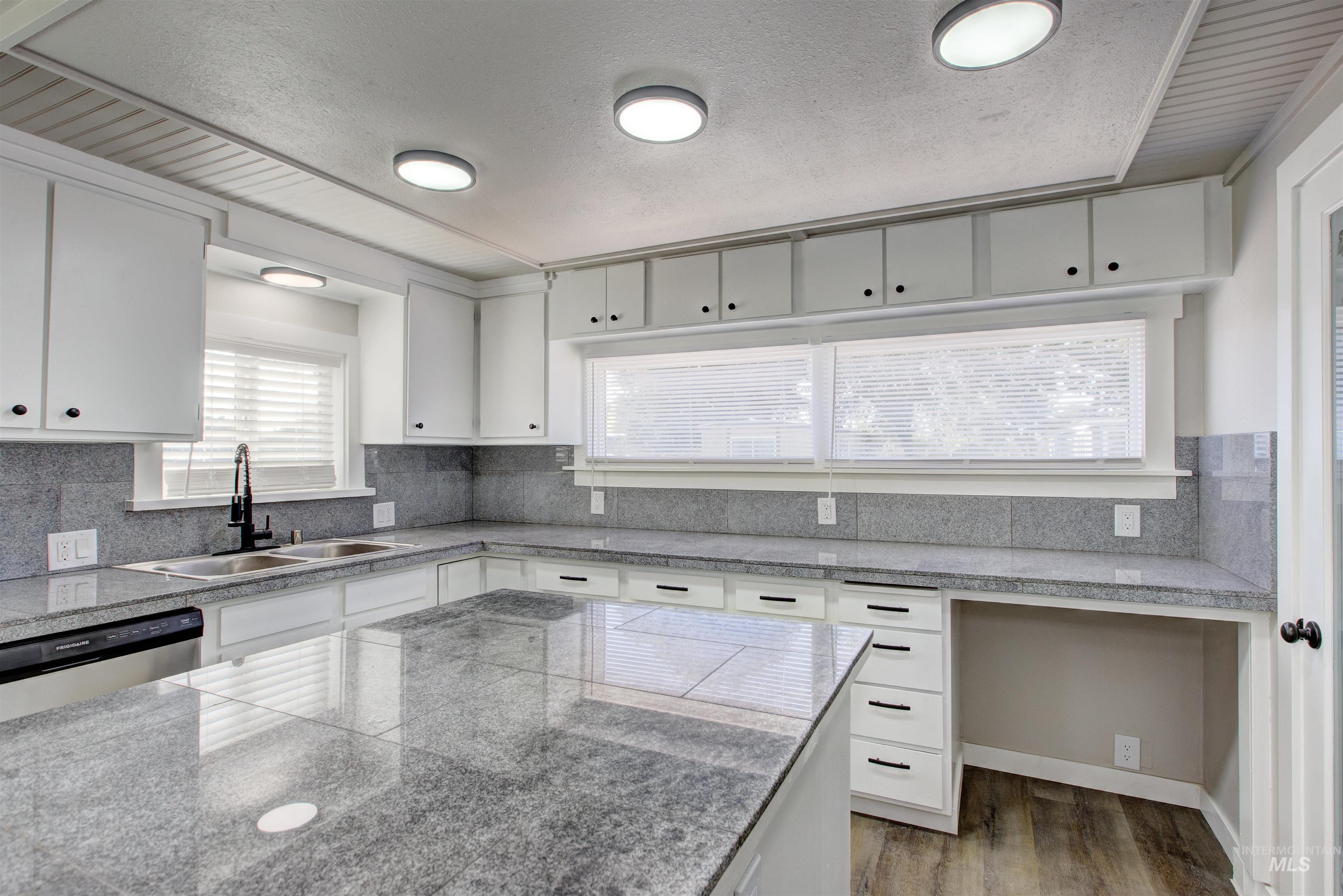 5015 E Ustick Rd, Caldwell, Idaho 83605, 2 Bedrooms, 1 Bathroom, Residential For Sale, Price $99,000, 98924995