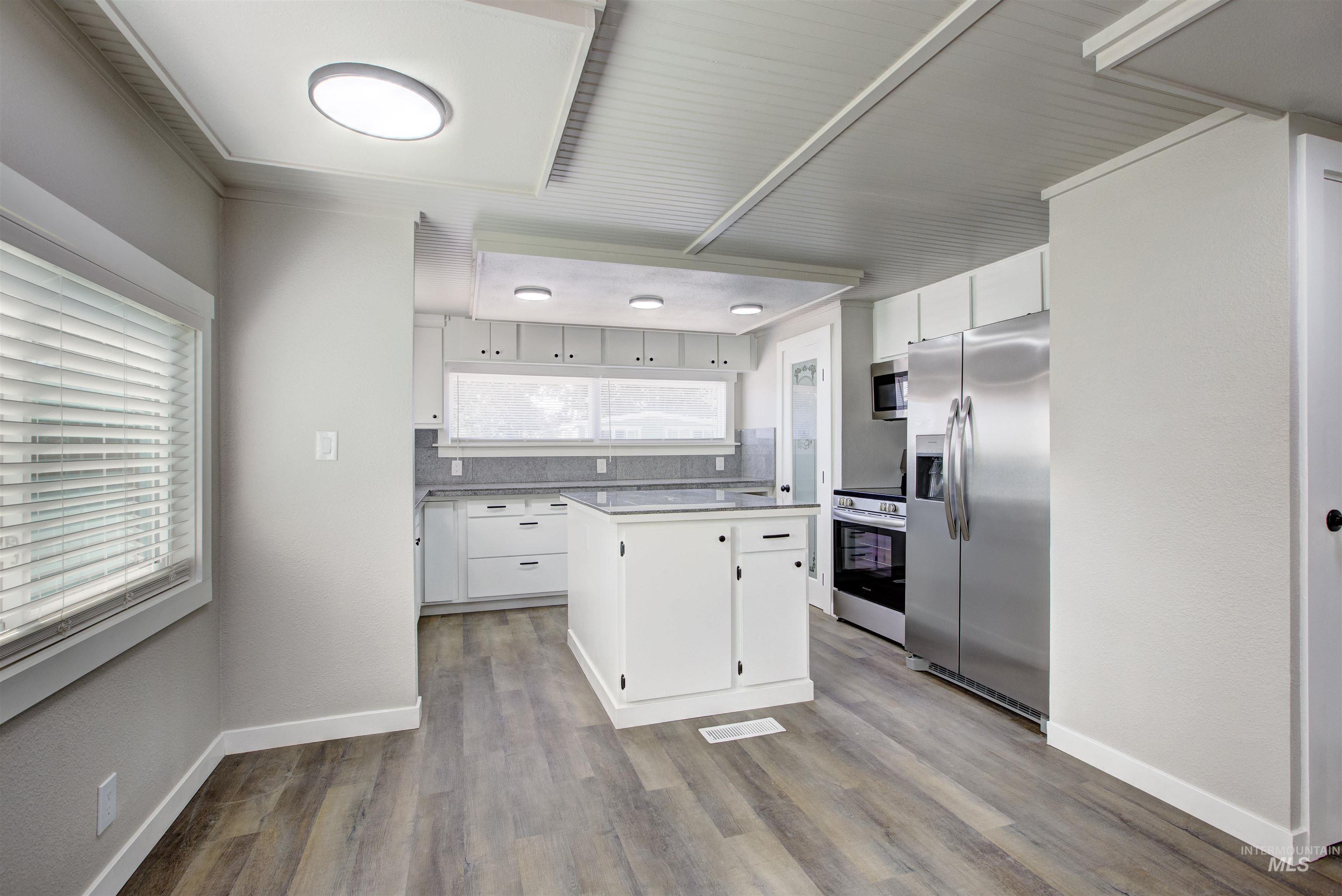 5015 E Ustick Rd, Caldwell, Idaho 83605, 2 Bedrooms, 1 Bathroom, Residential For Sale, Price $99,000, 98924995