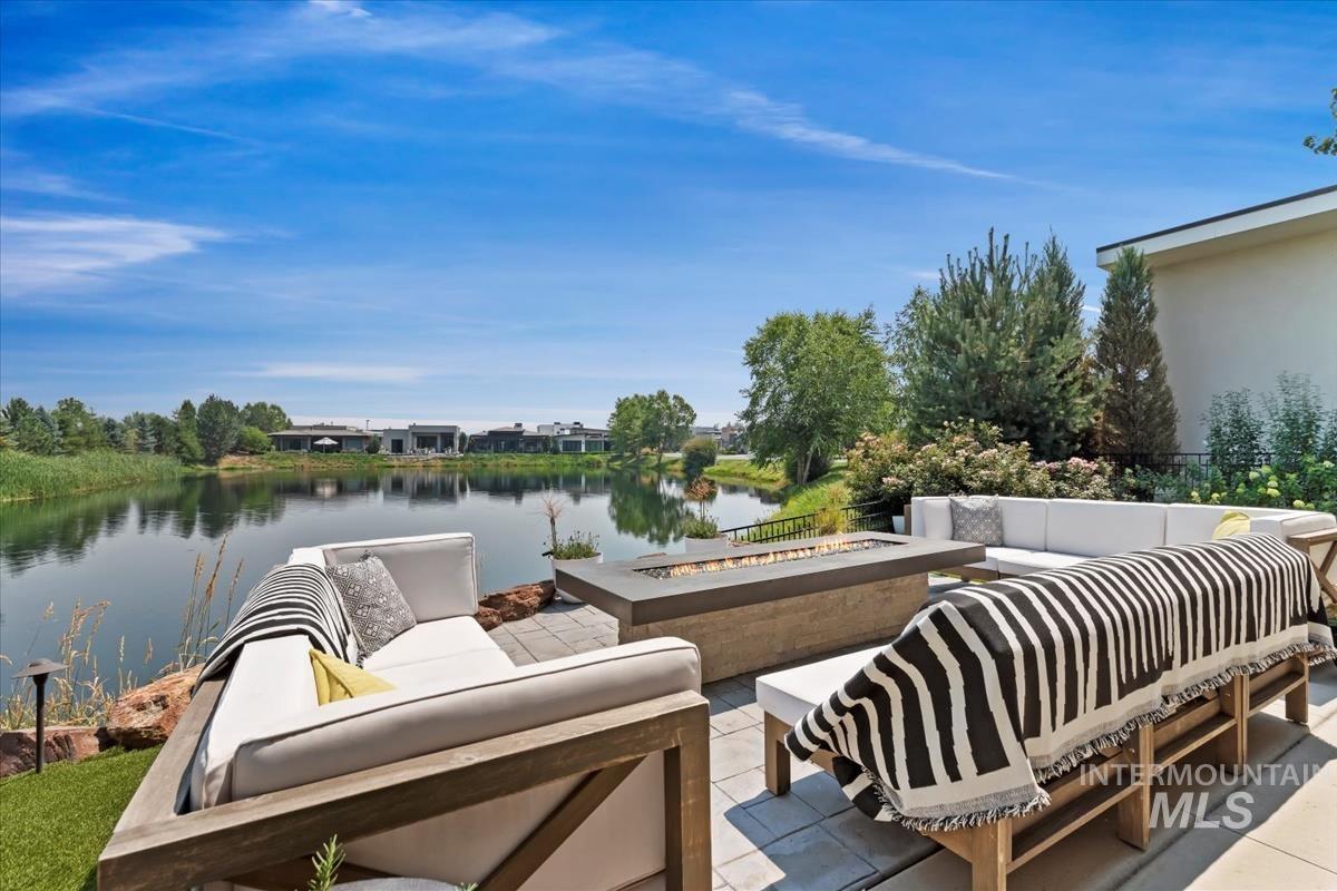 1078 S Don Vincent Ln., Eagle, Idaho 83616, 3 Bedrooms, 2.5 Bathrooms, Residential For Sale, Price $1,649,900, 98924999