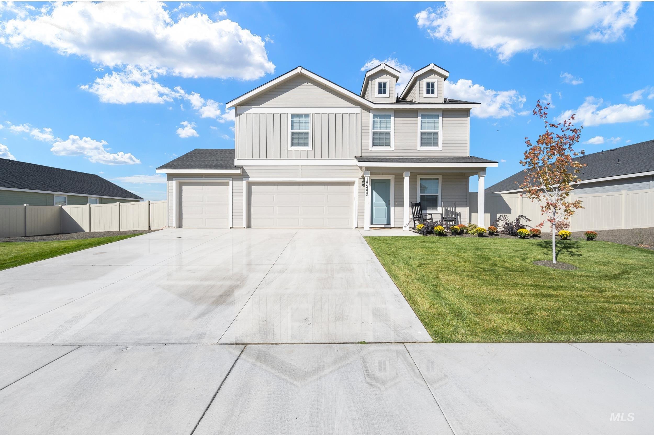 15249 Hanks Way, Caldwell, Idaho 83607, 4 Bedrooms, 2.5 Bathrooms, Residential For Sale, Price $398,800,MLS 98925013