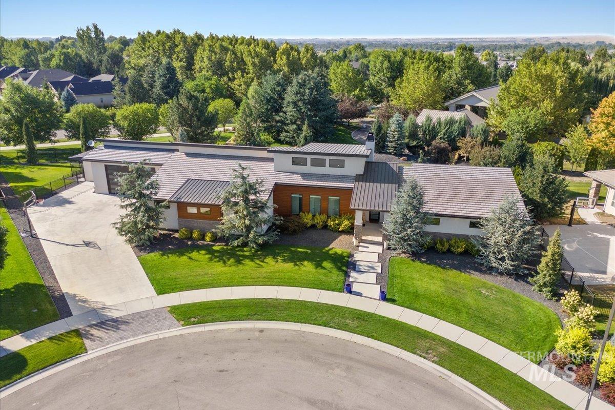 3672 W Red Jade Ct, Meridian, Idaho 83646, 3 Bedrooms, 2.5 Bathrooms, Residential For Sale, Price $1,550,000, 98925047