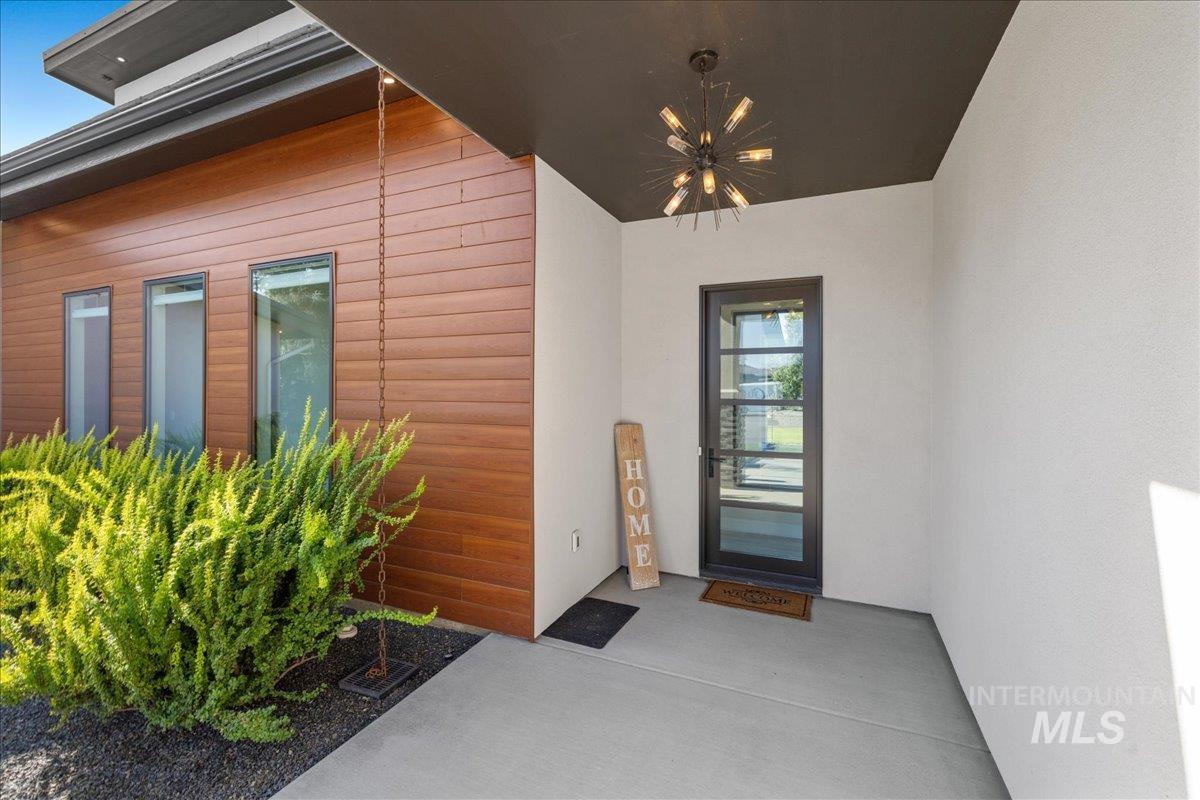 3672 W Red Jade Ct, Meridian, Idaho 83646, 3 Bedrooms, 2.5 Bathrooms, Residential For Sale, Price $1,550,000, 98925047