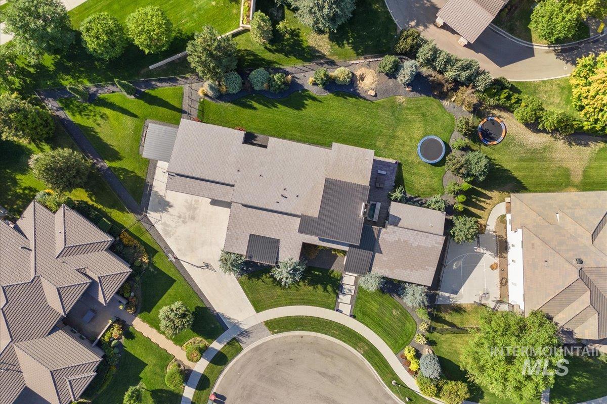 3672 W Red Jade Ct, Meridian, Idaho 83646, 3 Bedrooms, 2.5 Bathrooms, Residential For Sale, Price $1,550,000, 98925047