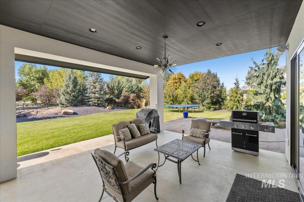 3672 W Red Jade Ct, Meridian, Idaho 83646, 3 Bedrooms, 2.5 Bathrooms, Residential For Sale, Price $1,550,000, 98925047