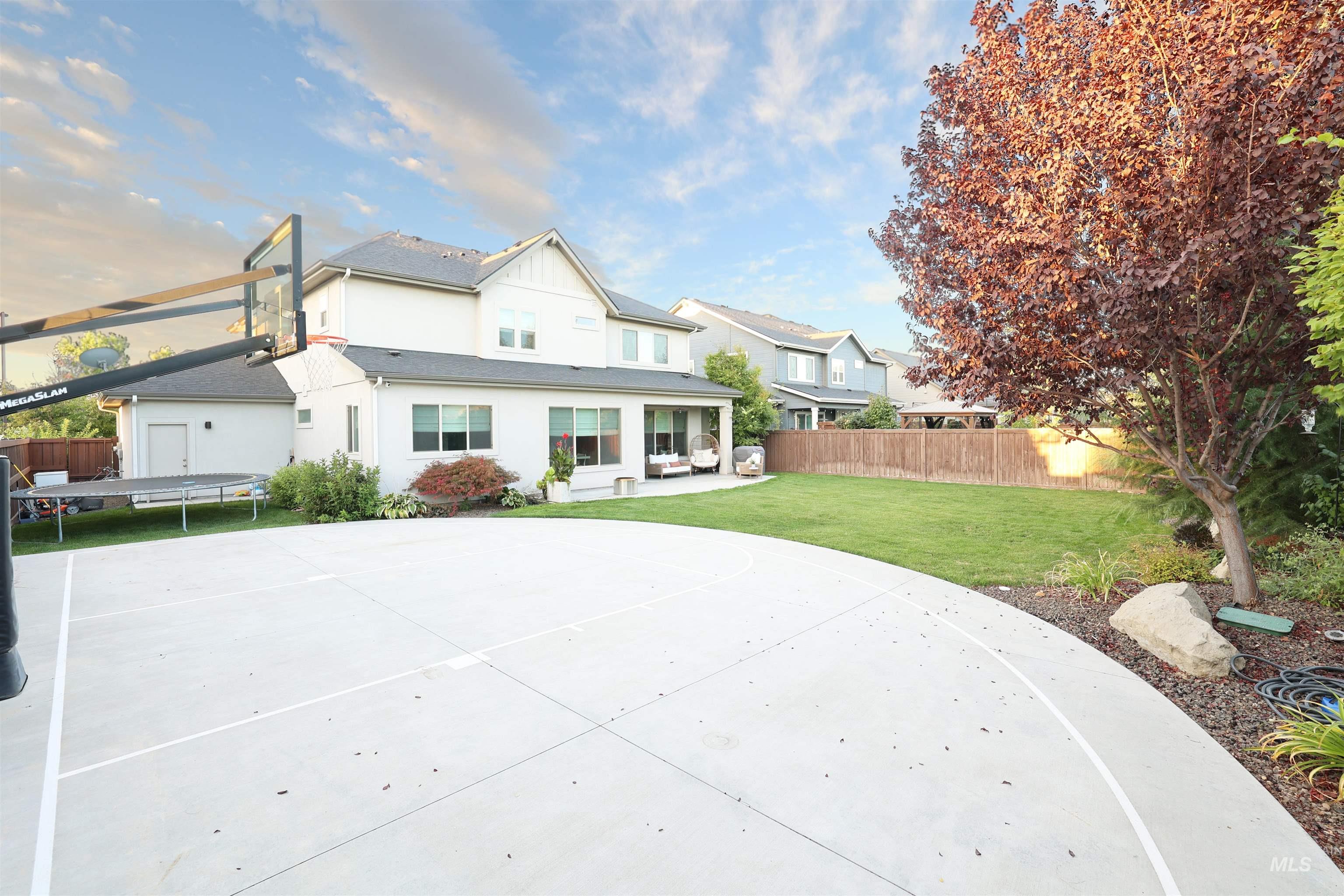 94 W Heston Drive, Meridian, Idaho 83646, 4 Bedrooms, 2.5 Bathrooms, Residential For Sale, Price $739,900,MLS 98925103