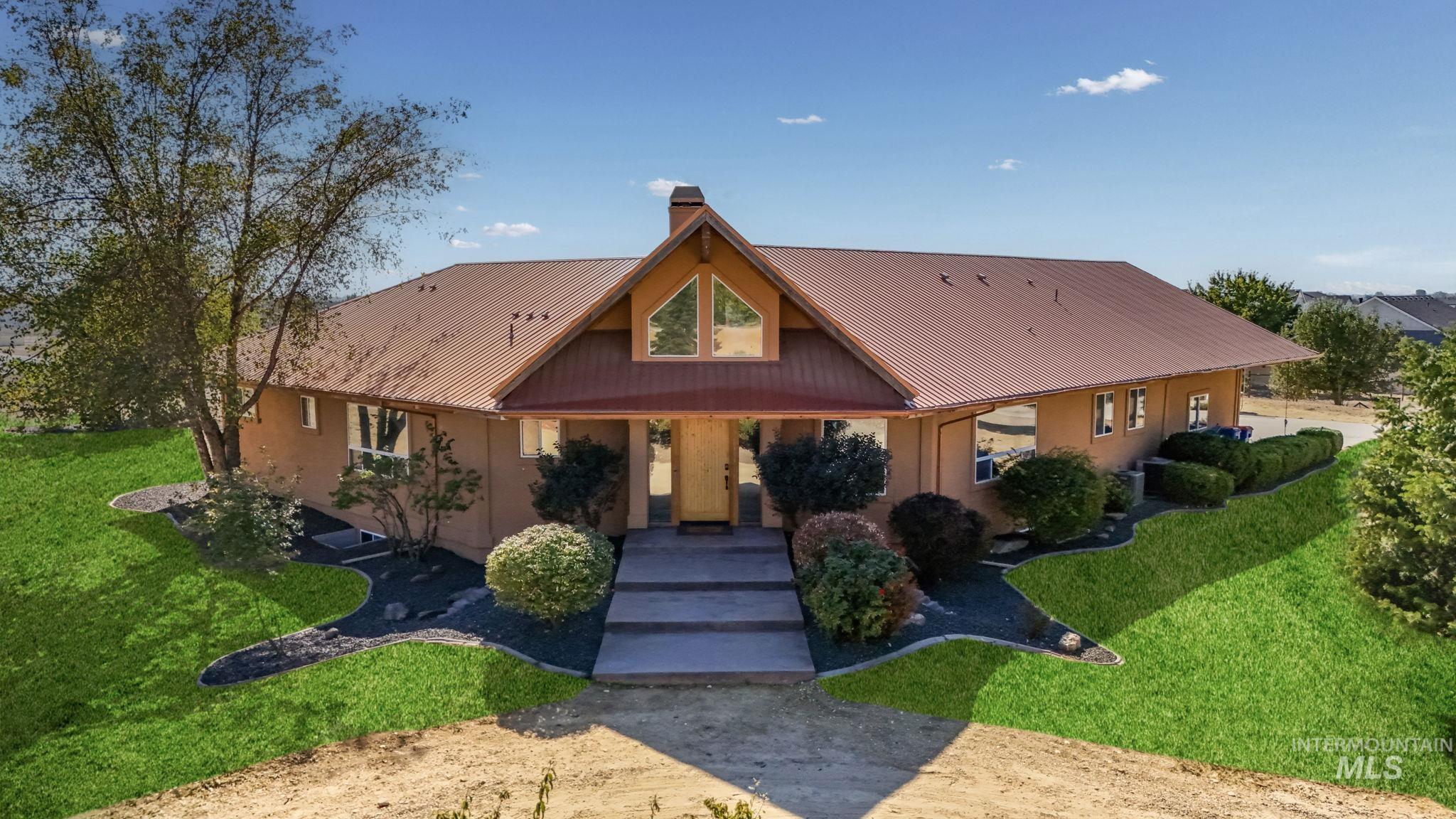10965 W Beagle Flats Ln., Star, Idaho 83669, 5 Bedrooms, 4.5 Bathrooms, Residential For Sale, Price $1,985,000, 98925152