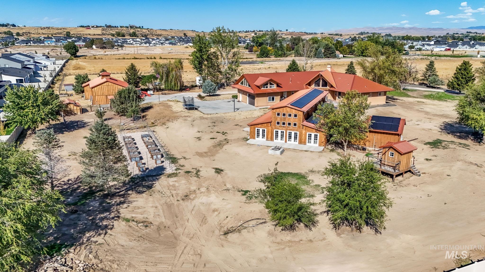 10965 W Beagle Flats Ln., Star, Idaho 83669, 5 Bedrooms, 4.5 Bathrooms, Residential For Sale, Price $1,985,000, 98925152