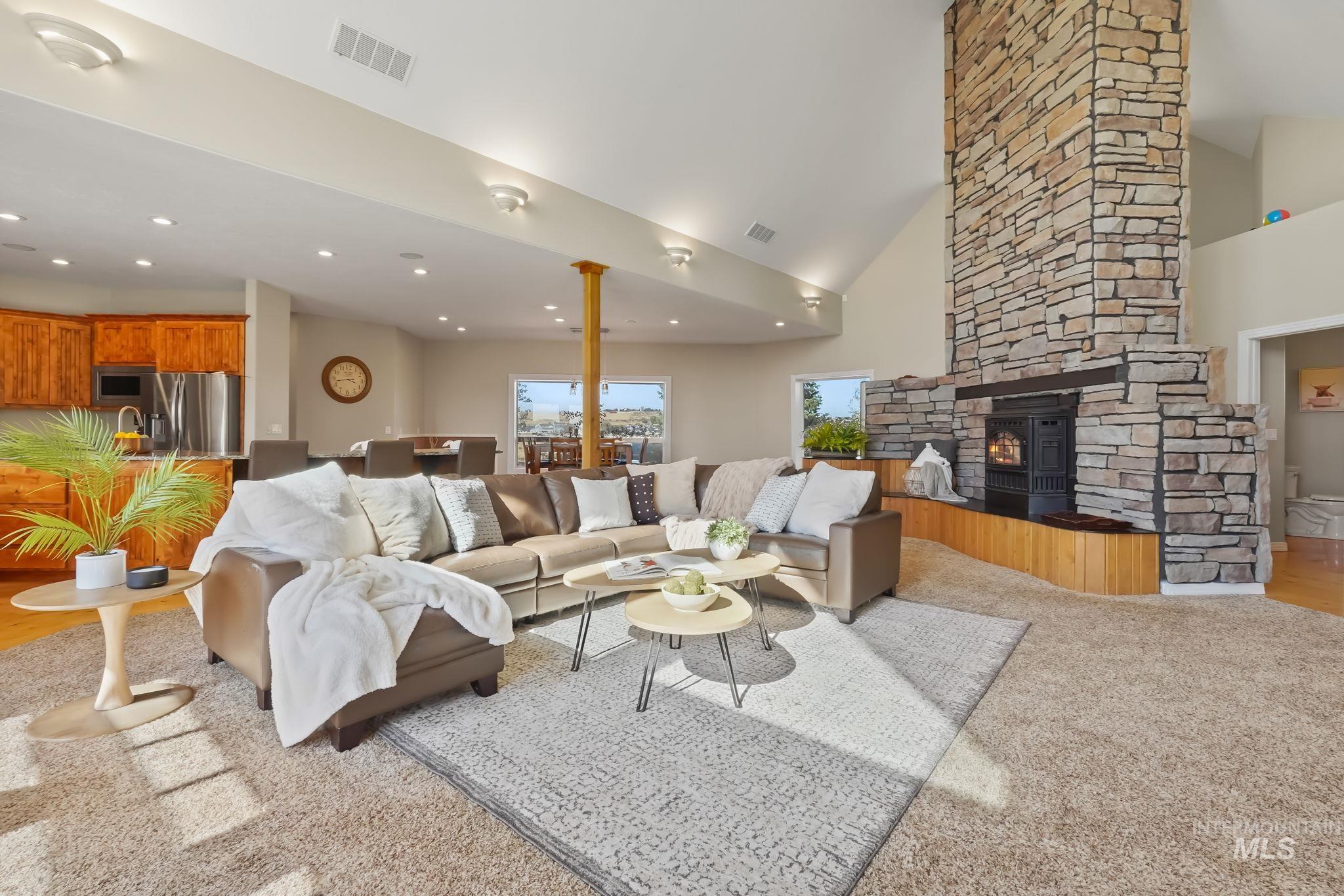 10965 W Beagle Flats Ln., Star, Idaho 83669, 5 Bedrooms, 4.5 Bathrooms, Residential For Sale, Price $1,985,000, 98925152