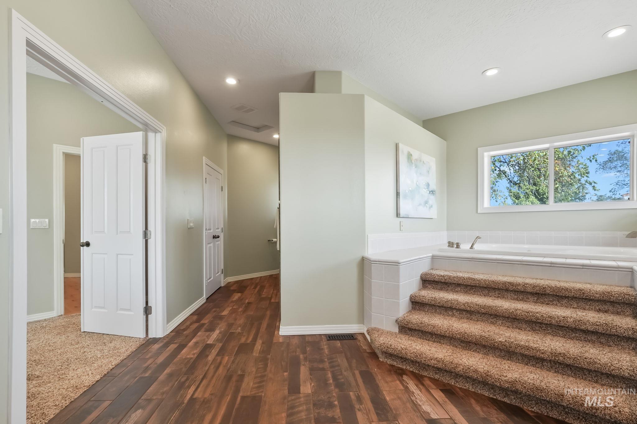 10965 W Beagle Flats Ln., Star, Idaho 83669, 5 Bedrooms, 4.5 Bathrooms, Residential For Sale, Price $1,985,000, 98925152