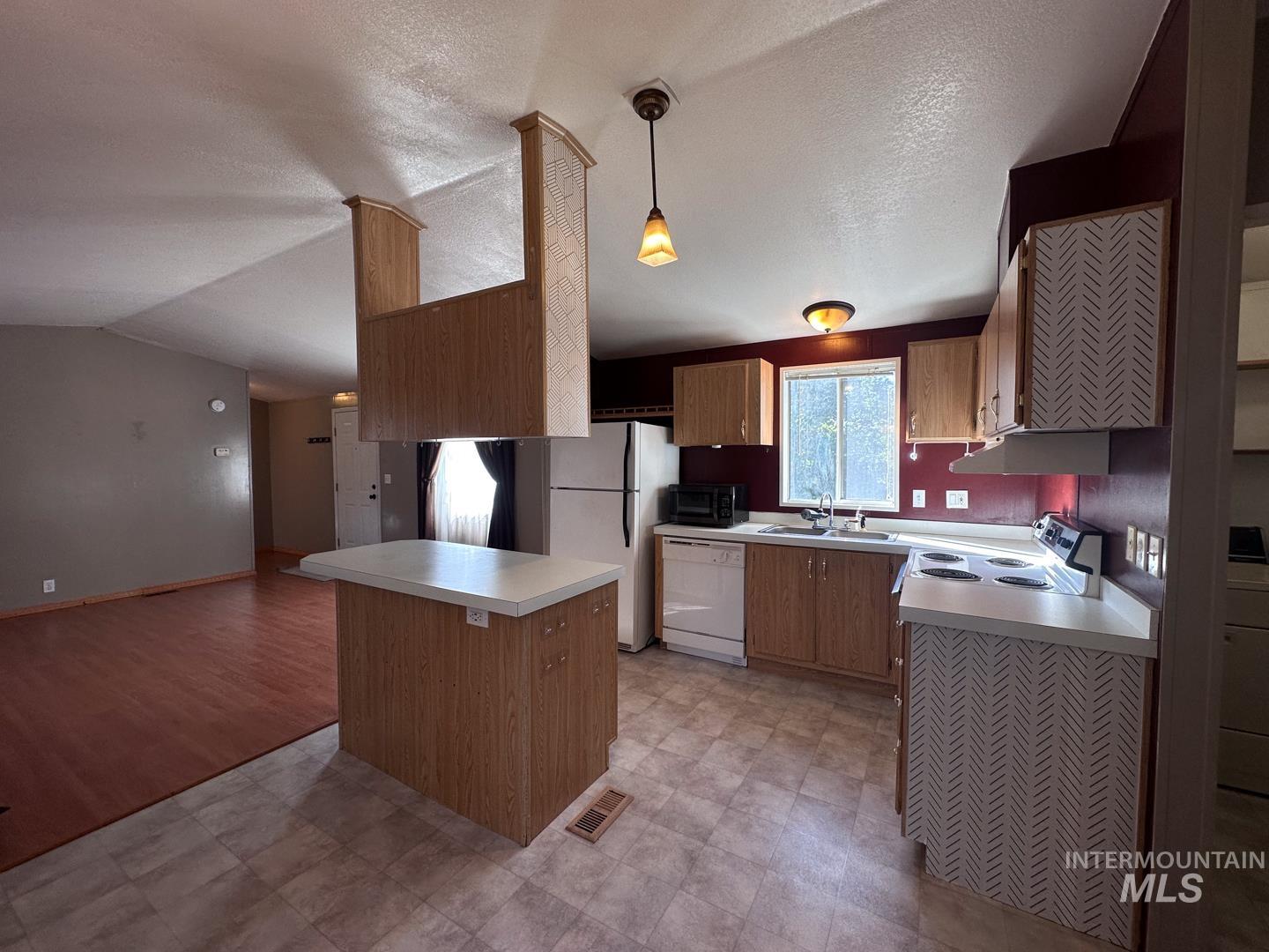 2990 E Palouse River Drive, Moscow, Idaho 83843, 2 Bedrooms, 2 Bathrooms, Residential For Sale, Price $72,500, 98925155