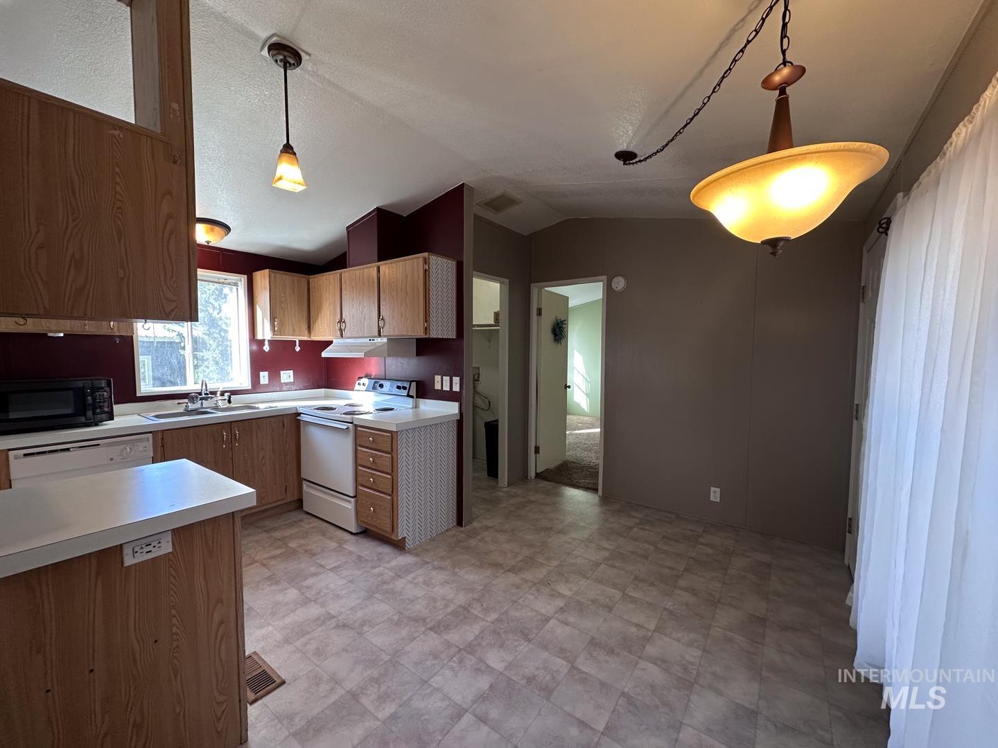 2990 E Palouse River Drive, Moscow, Idaho 83843, 2 Bedrooms, 2 Bathrooms, Residential For Sale, Price $72,500, 98925155