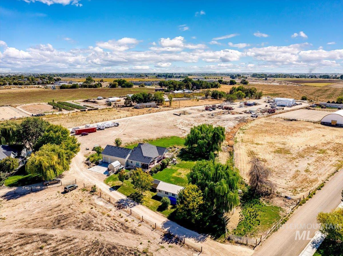 12456 Karcher Rd, Nampa, Idaho 83651, 3 Bedrooms, 3 Bathrooms, Residential For Sale, Price $744,900,MLS 98925165