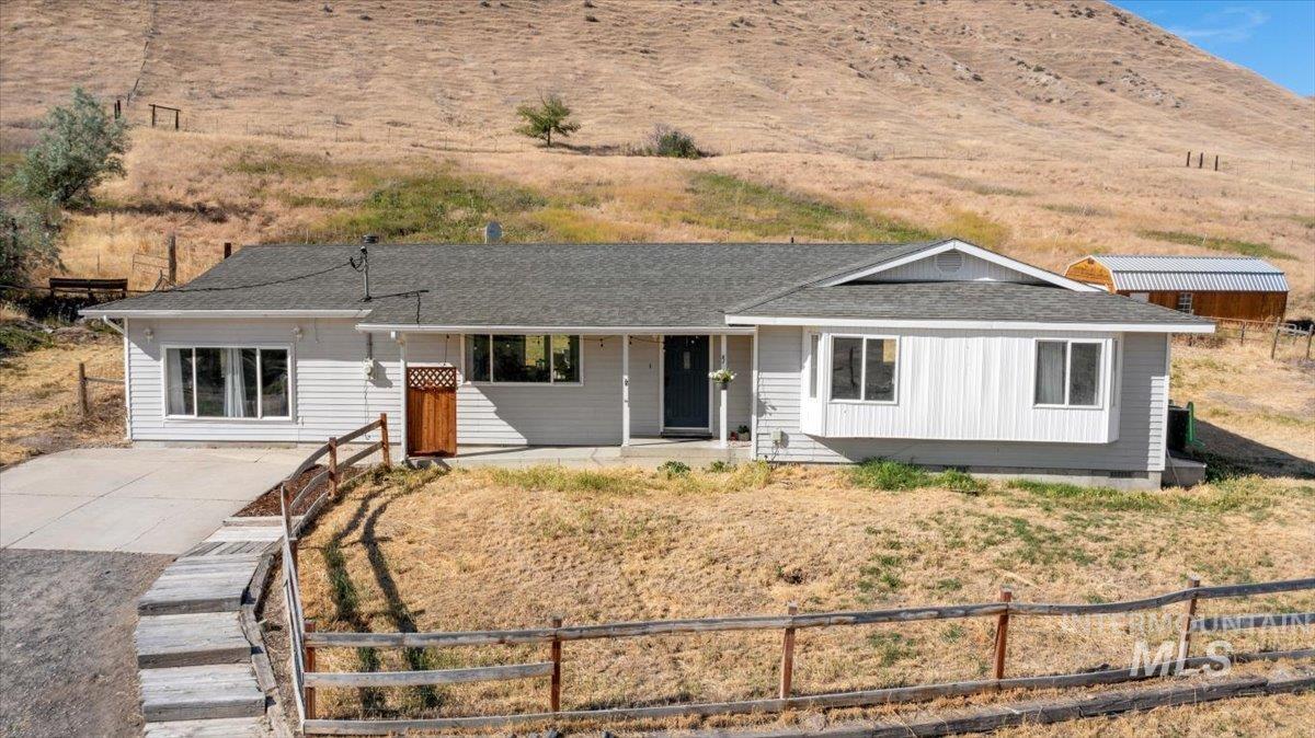 1492 Weiser River Road, Weiser, Idaho 83672, 3 Bedrooms, 2 Bathrooms, Residential For Sale, Price $535,000, 98925166