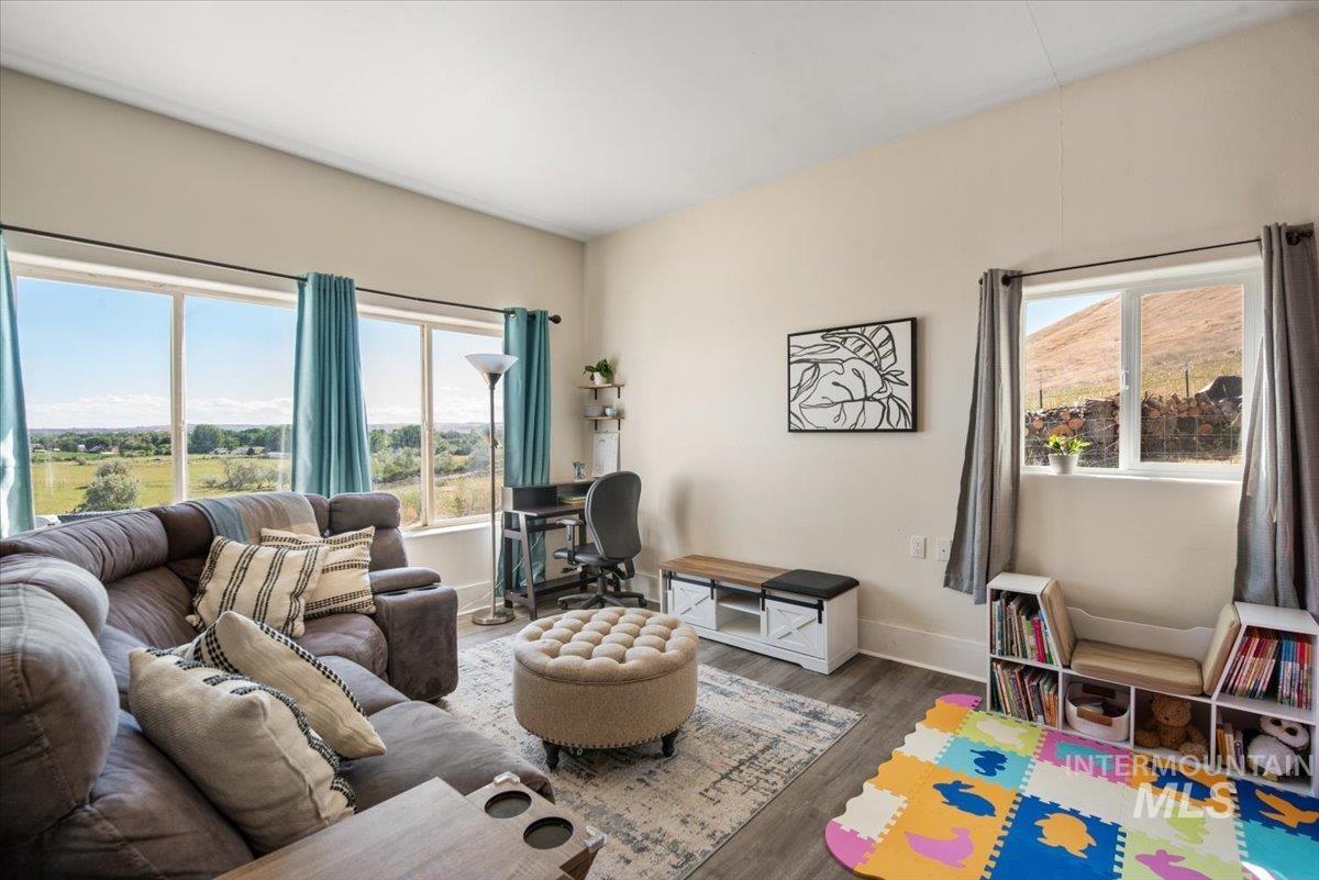 1492 Weiser River Road, Weiser, Idaho 83672, 3 Bedrooms, 2 Bathrooms, Residential For Sale, Price $535,000, 98925166