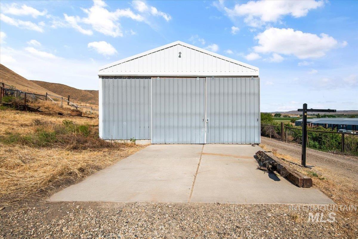 1492 Weiser River Road, Weiser, Idaho 83672, 3 Bedrooms, 2 Bathrooms, Residential For Sale, Price $535,000, 98925166