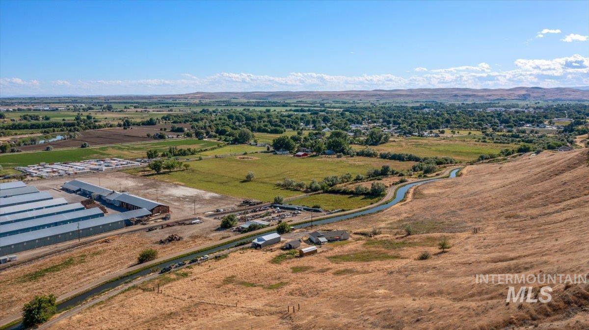 1492 Weiser River Road, Weiser, Idaho 83672, 3 Bedrooms, 2 Bathrooms, Residential For Sale, Price $535,000, 98925166
