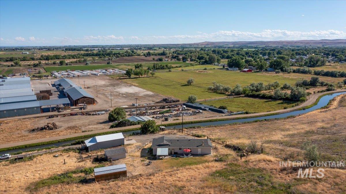 1492 Weiser River Road, Weiser, Idaho 83672, 3 Bedrooms, 2 Bathrooms, Residential For Sale, Price $535,000, 98925166