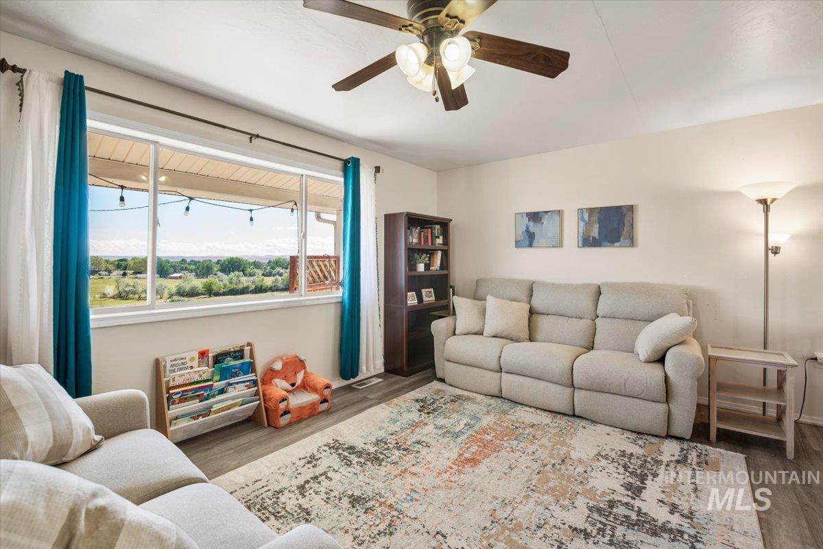 1492 Weiser River Road, Weiser, Idaho 83672, 3 Bedrooms, 2 Bathrooms, Residential For Sale, Price $535,000, 98925166