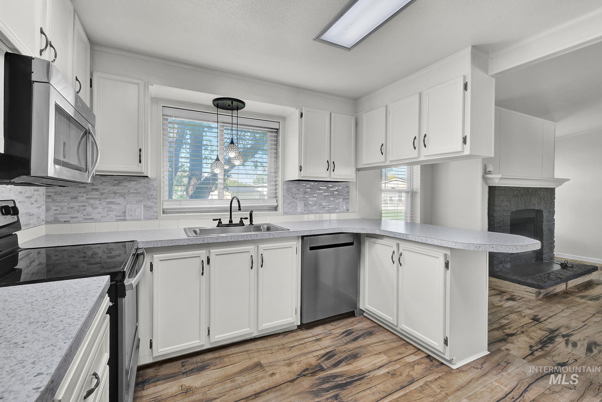 700 E Fairview Ave, Meridian, Idaho 83642, 3 Bedrooms, 2 Bathrooms, Residential For Sale, Price $139,900, 98925180