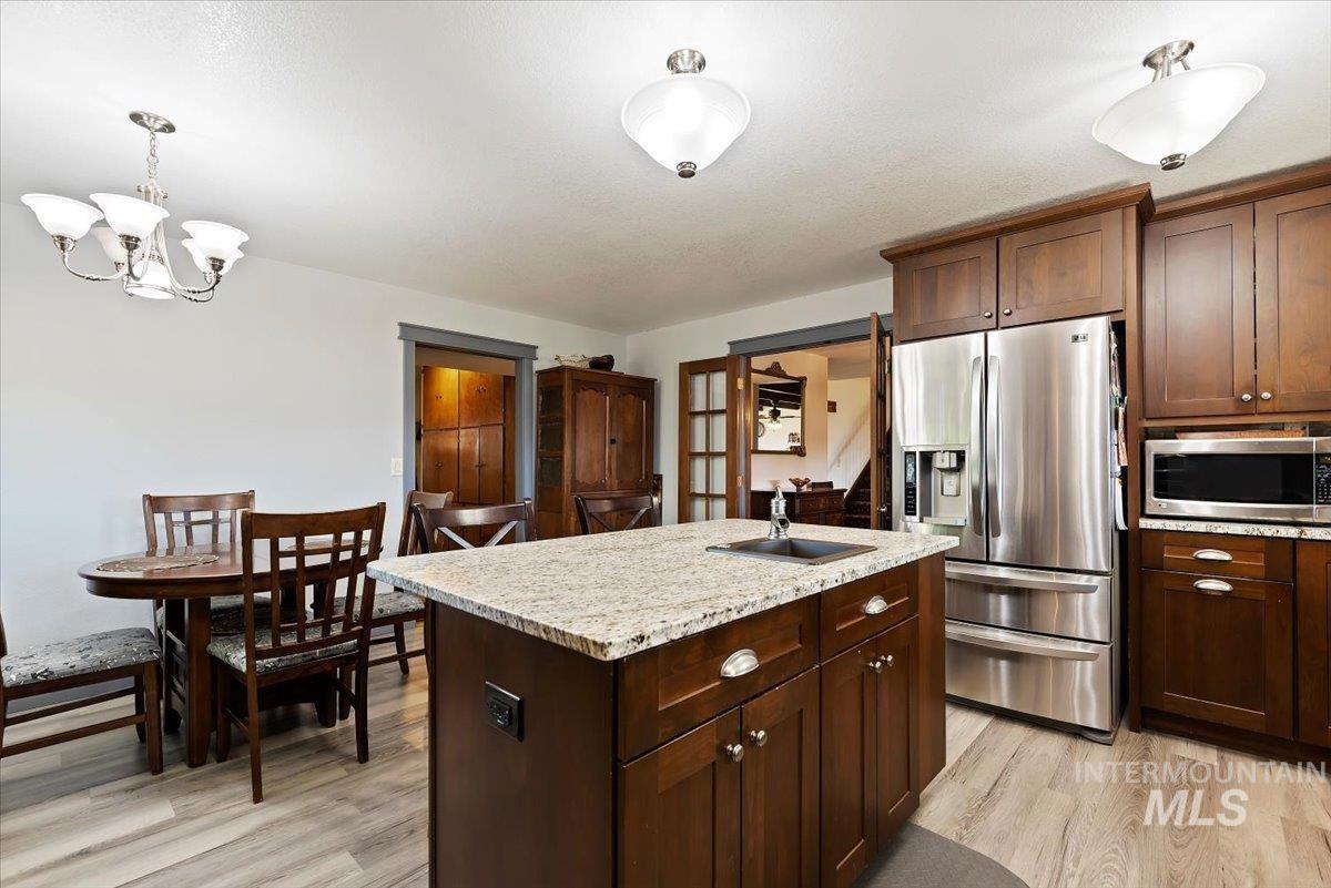 6926 Highway 44, Star, Idaho 83669, 5 Bedrooms, 4.5 Bathrooms, Residential For Sale, Price $920,000, 98925182