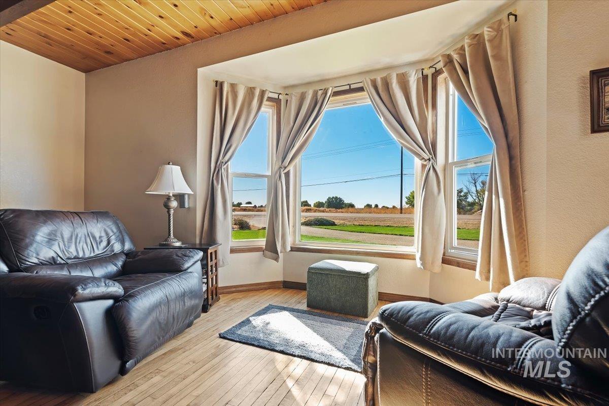 6926 Highway 44, Star, Idaho 83669, 5 Bedrooms, 4.5 Bathrooms, Residential For Sale, Price $920,000, 98925182