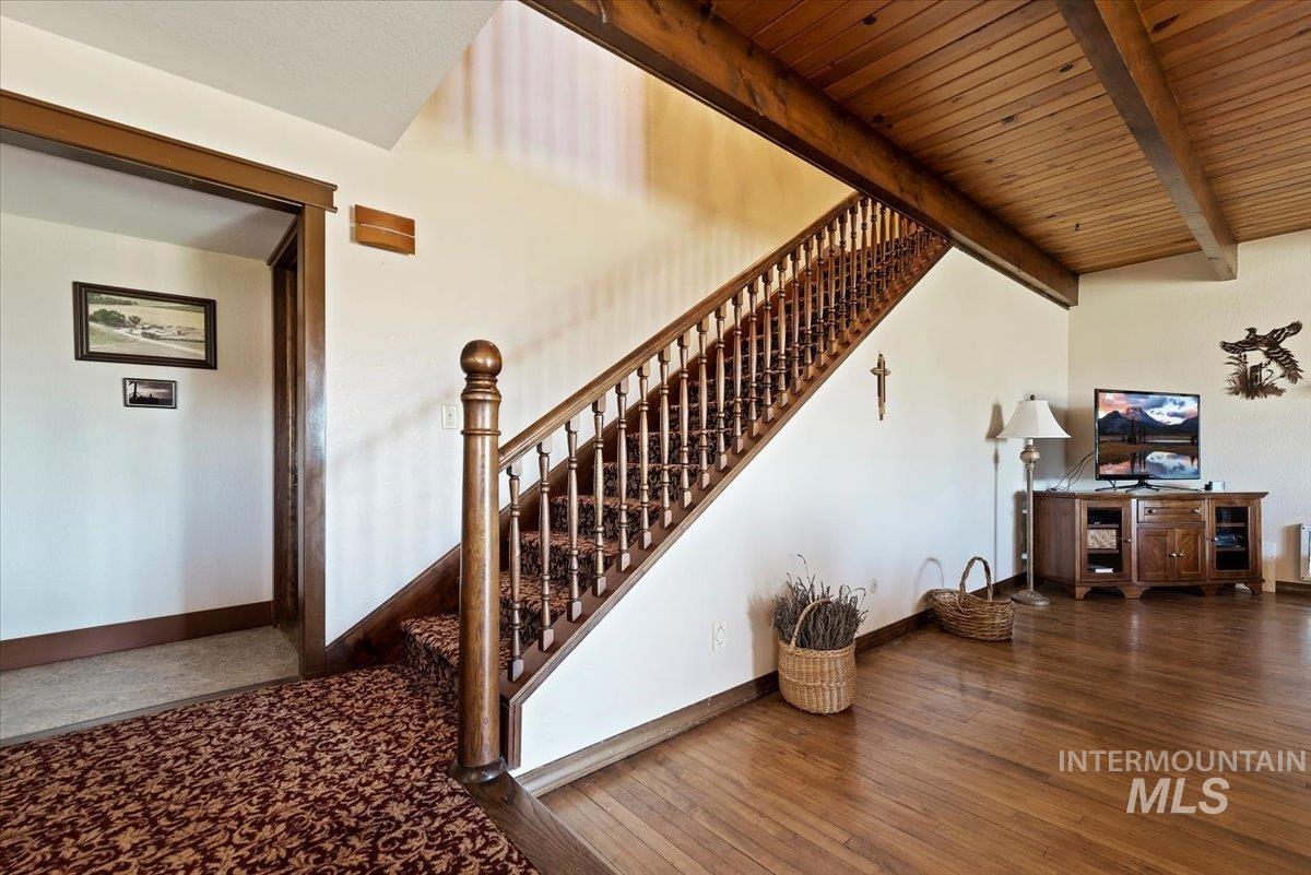 6926 Highway 44, Star, Idaho 83669, 5 Bedrooms, 4.5 Bathrooms, Residential For Sale, Price $920,000, 98925182