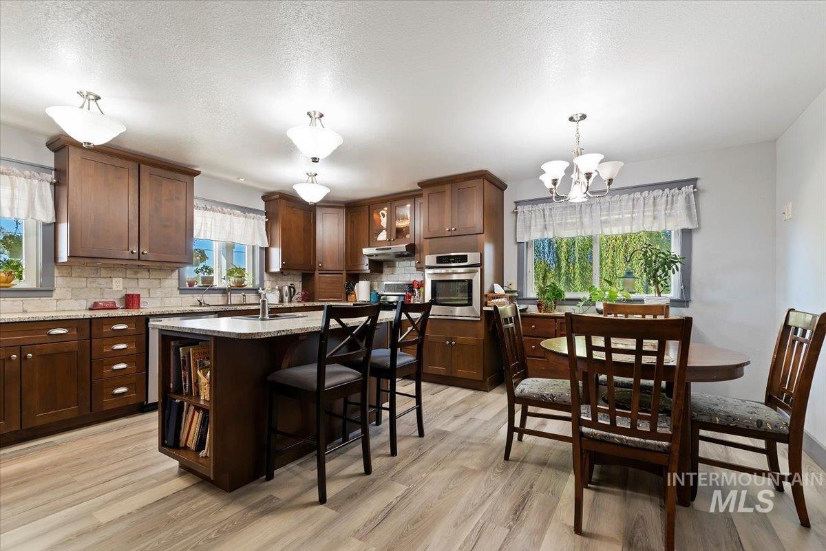 6926 Highway 44, Star, Idaho 83669, 5 Bedrooms, 4.5 Bathrooms, Residential For Sale, Price $920,000, 98925182