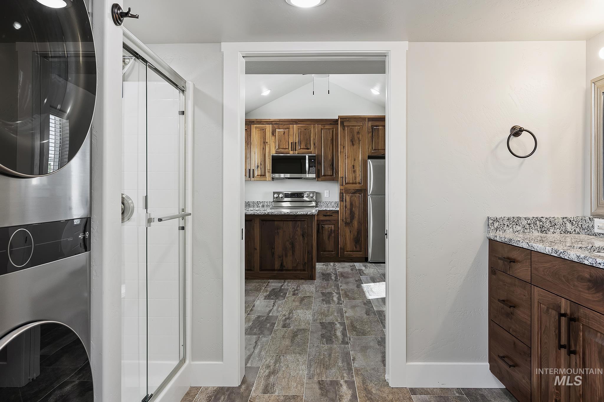 450 Pole Line Rd, Twin Falls, Idaho 83301, 1 Bedroom, 1 Bathroom, Residential For Sale, Price $99,900, 98925189