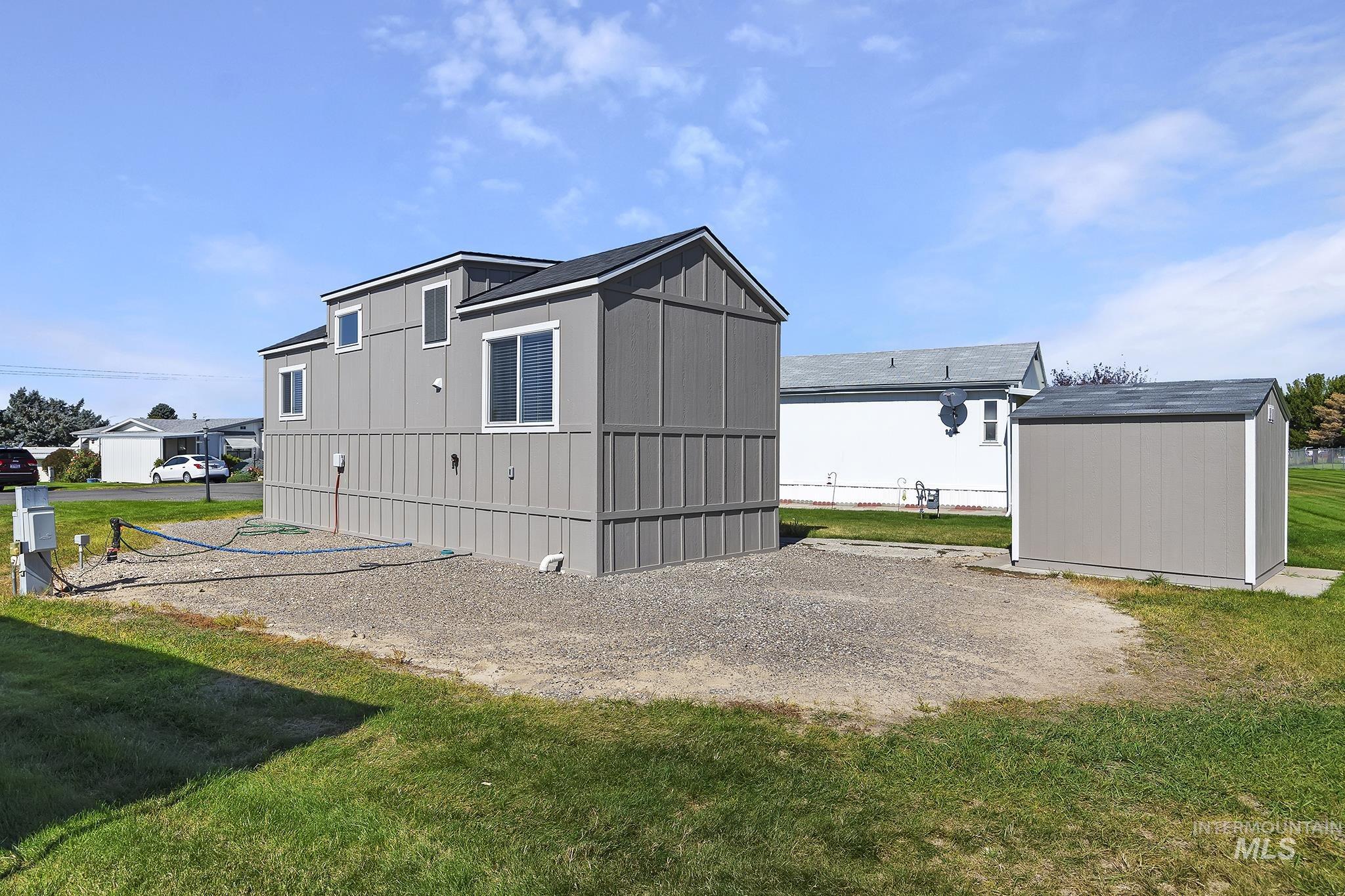 450 Pole Line Rd, Twin Falls, Idaho 83301, 1 Bedroom, 1 Bathroom, Residential For Sale, Price $99,900, 98925189