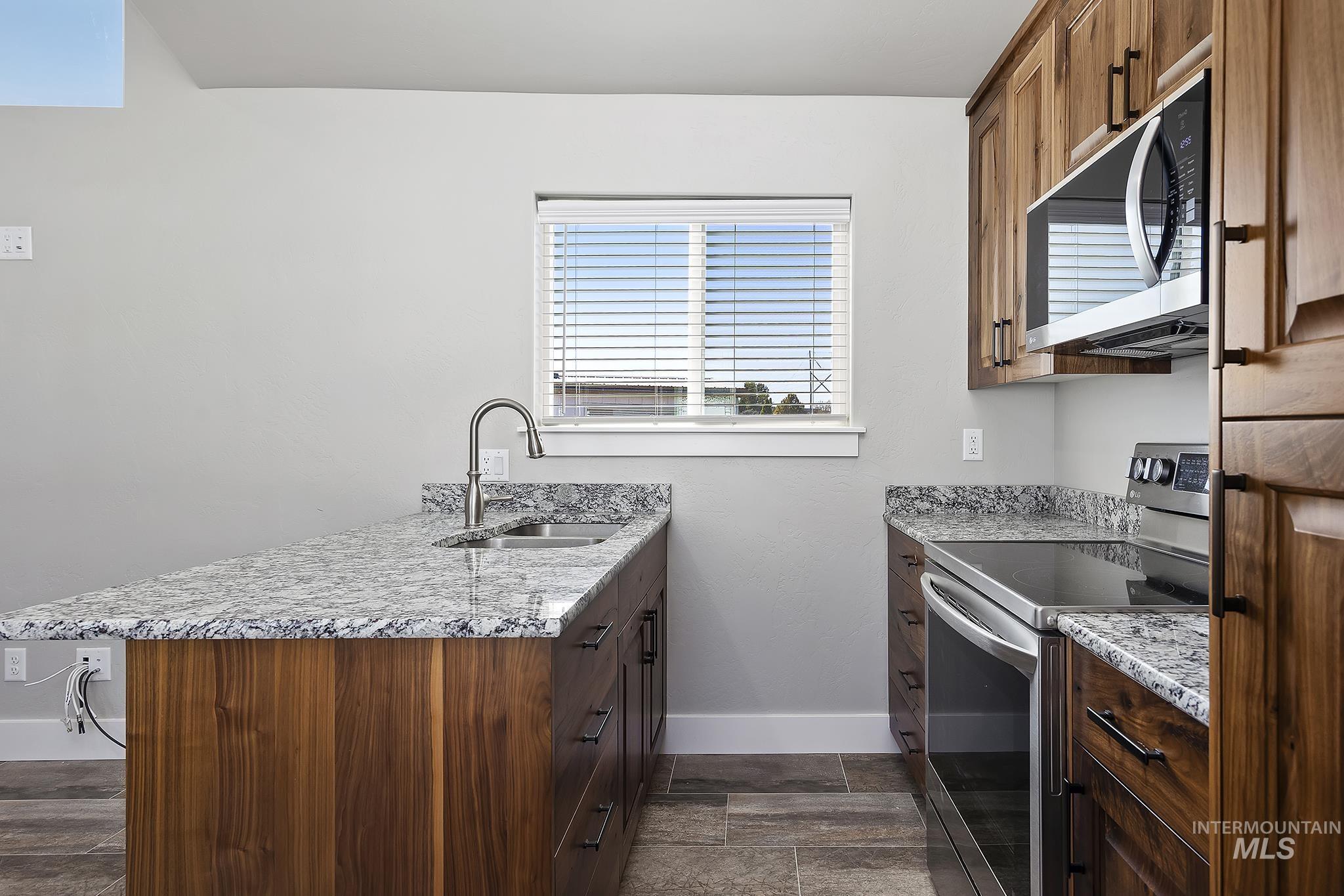 450 Pole Line Rd, Twin Falls, Idaho 83301, 1 Bedroom, 1 Bathroom, Residential For Sale, Price $99,900, 98925189