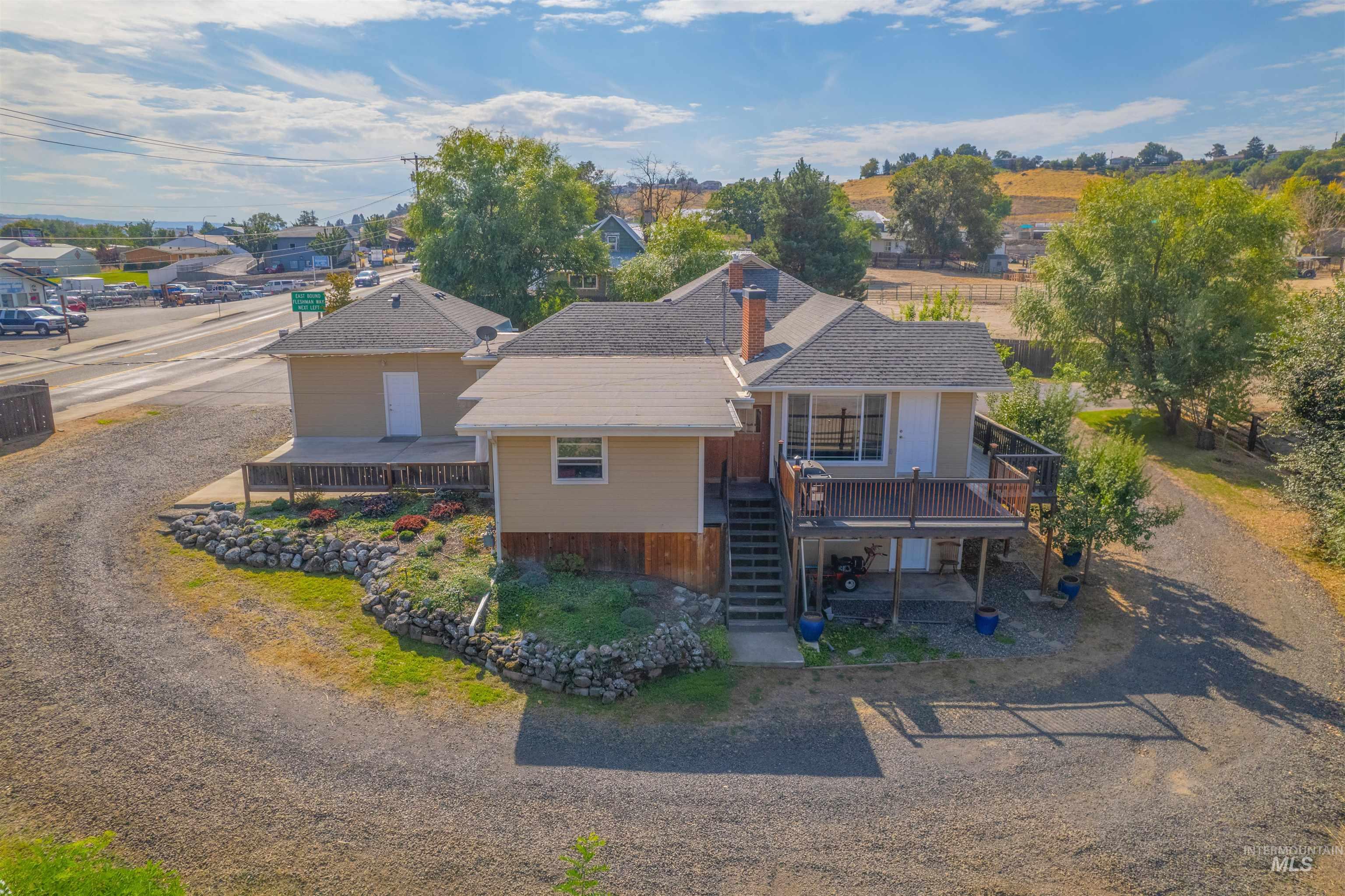 1422 15th Street, Clarkston, Washington 99403, 4 Bedrooms, Business/Commercial For Sale, Price $499,999, 98925191